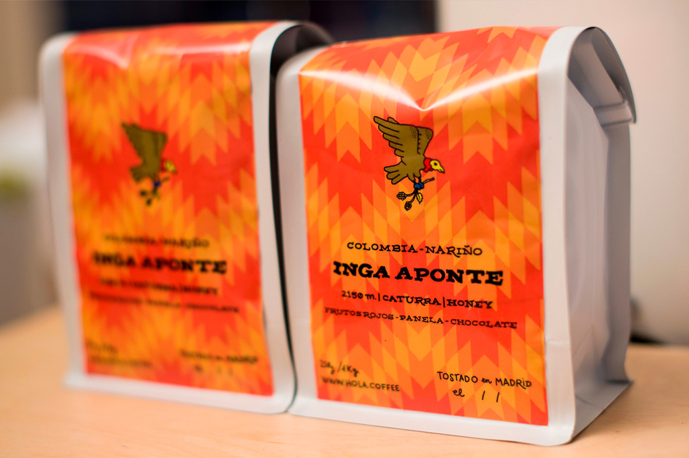 Coffee Food  branding  logo Fun colorful Packaging ILLUSTRATION  madrid roastery
