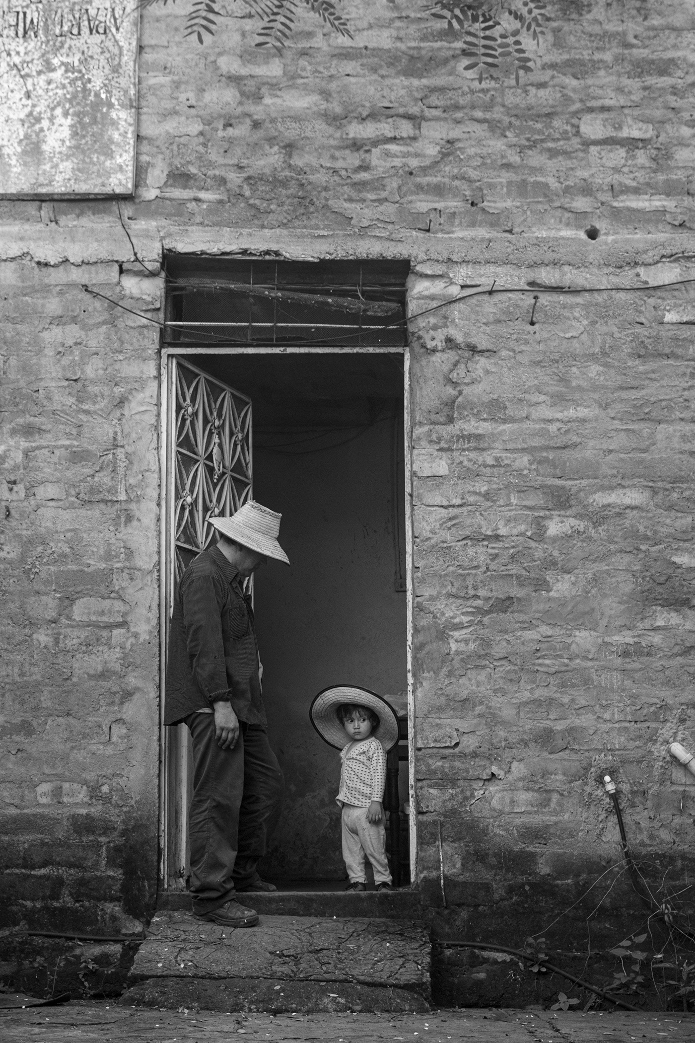 Fotografia Blanco y Negro infancia ruralidad colombiana sombras Fotografía Artística fotografía experimental
