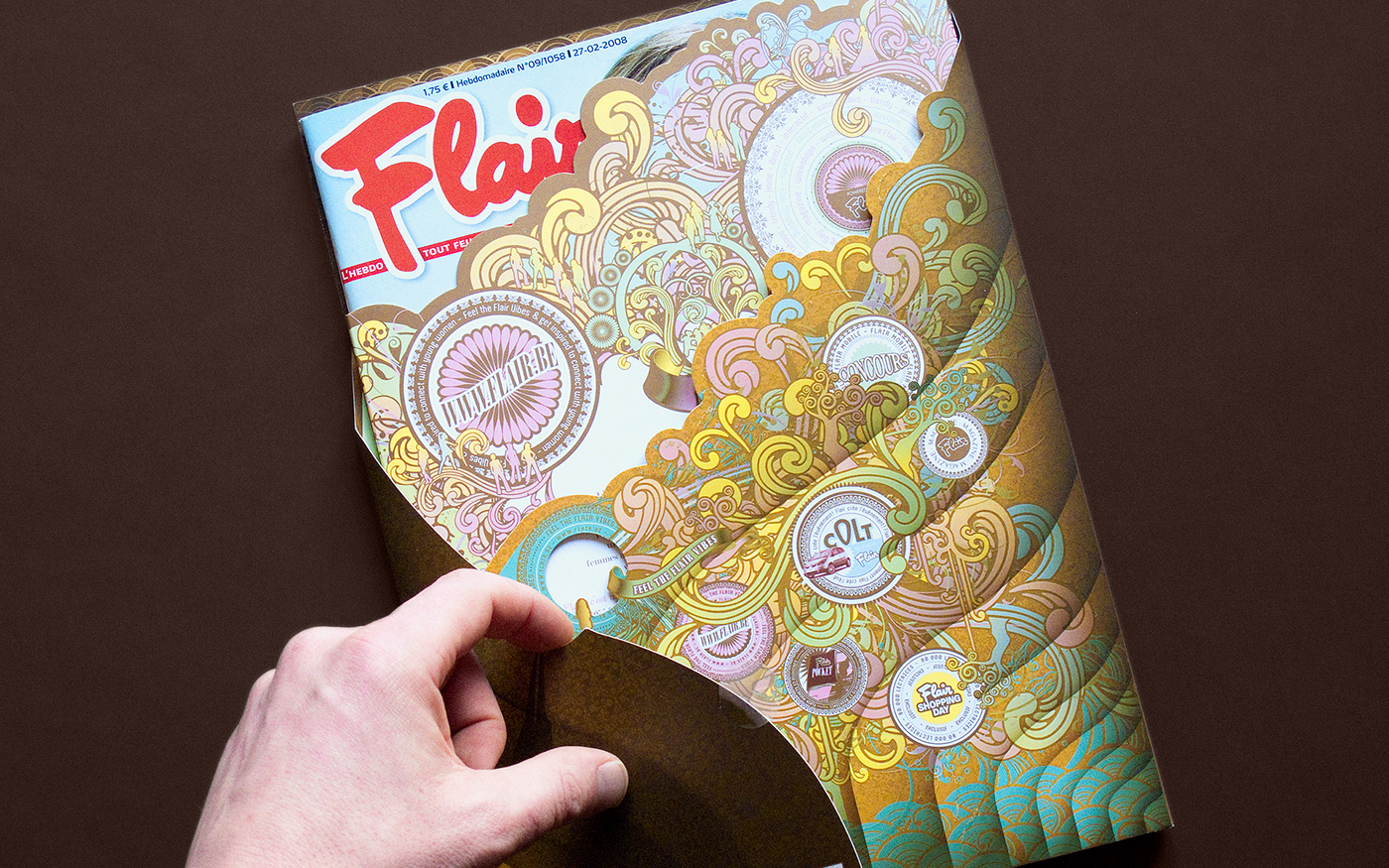 Flair magazine mailing b2b presentation folder