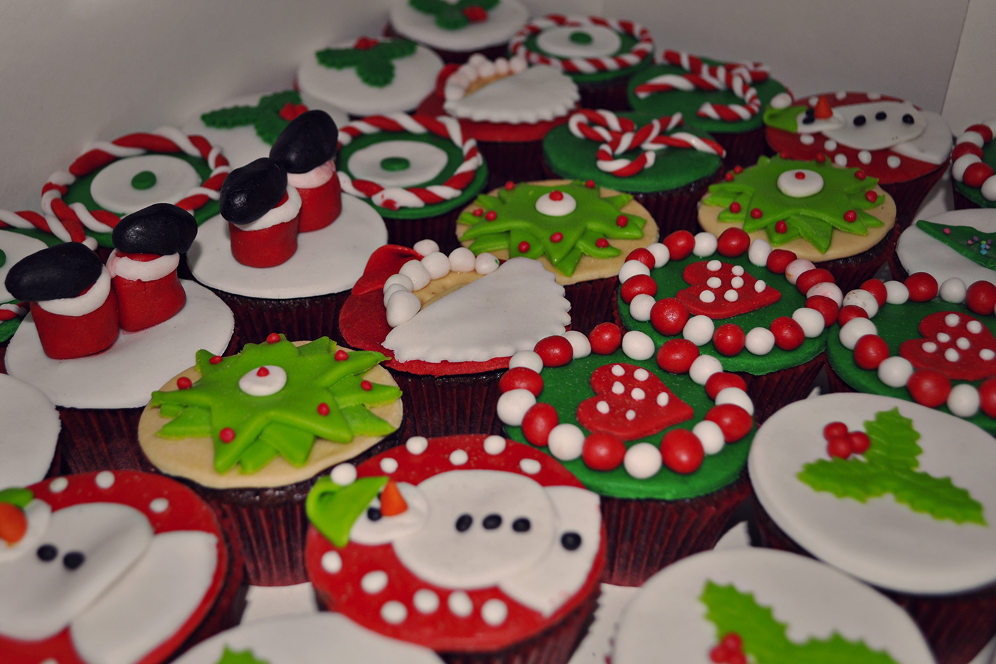cookies christmas cookies cupcakes zeina's cupcakes colors food photography