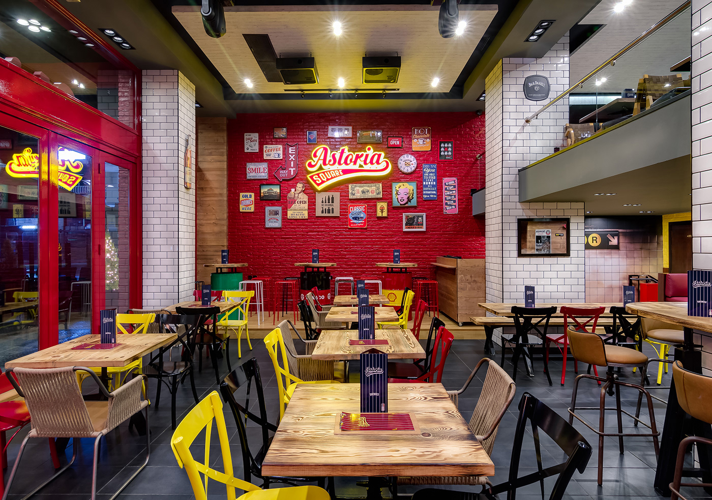 Astoria restaurant Diner Bar Food  burger loft d'art Sal athens Chris Pakiotis logo branding 