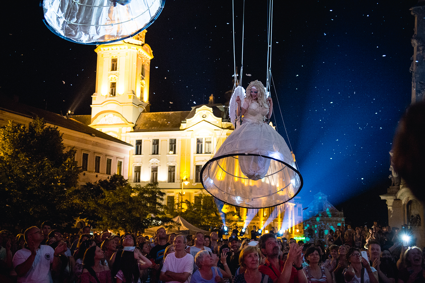 light festival lightfestival art artistic actors cultural balloons Acrobatic