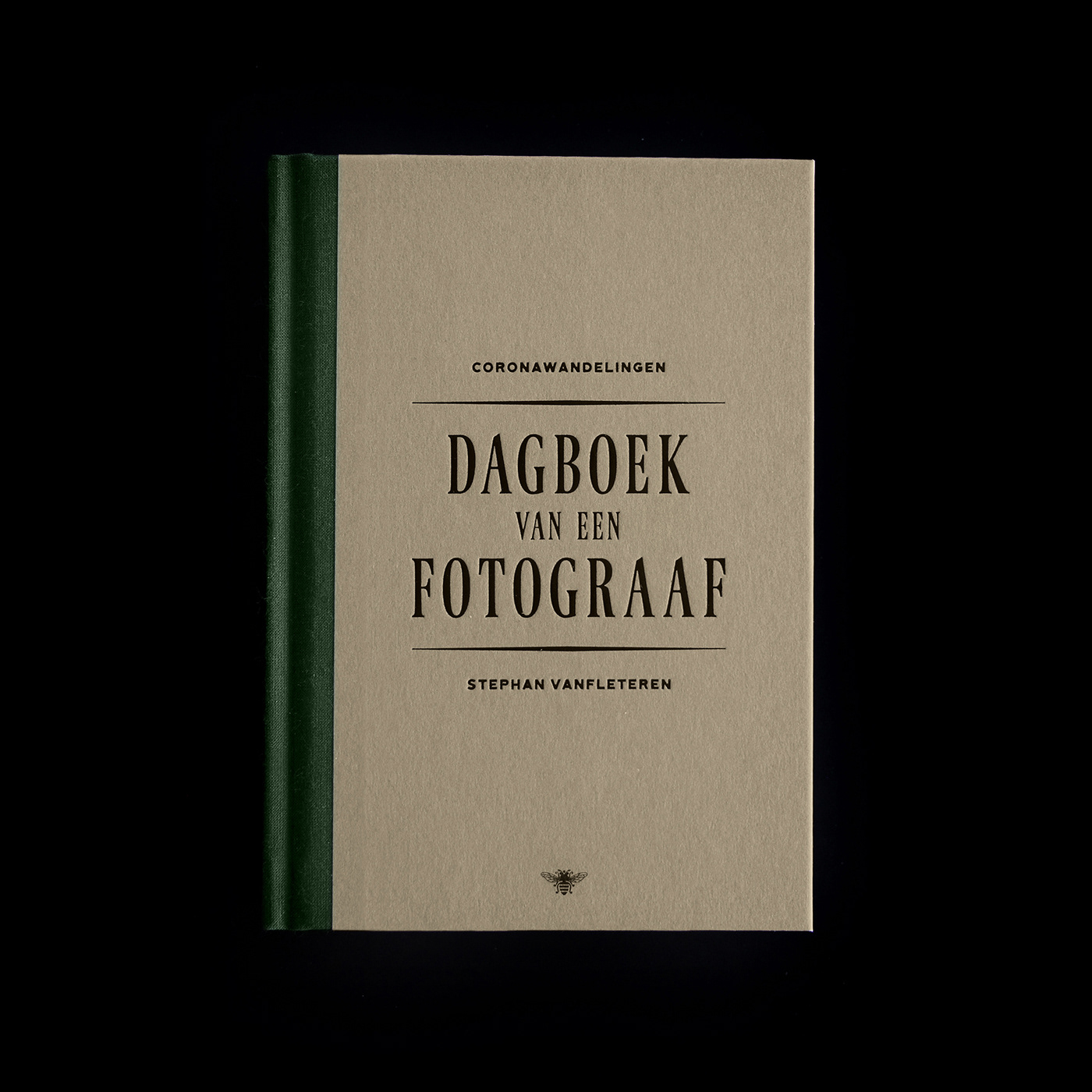 Bookdesign coverdesign de bezige bij green hardcover hotfoil Photography  stephan vanfleteren