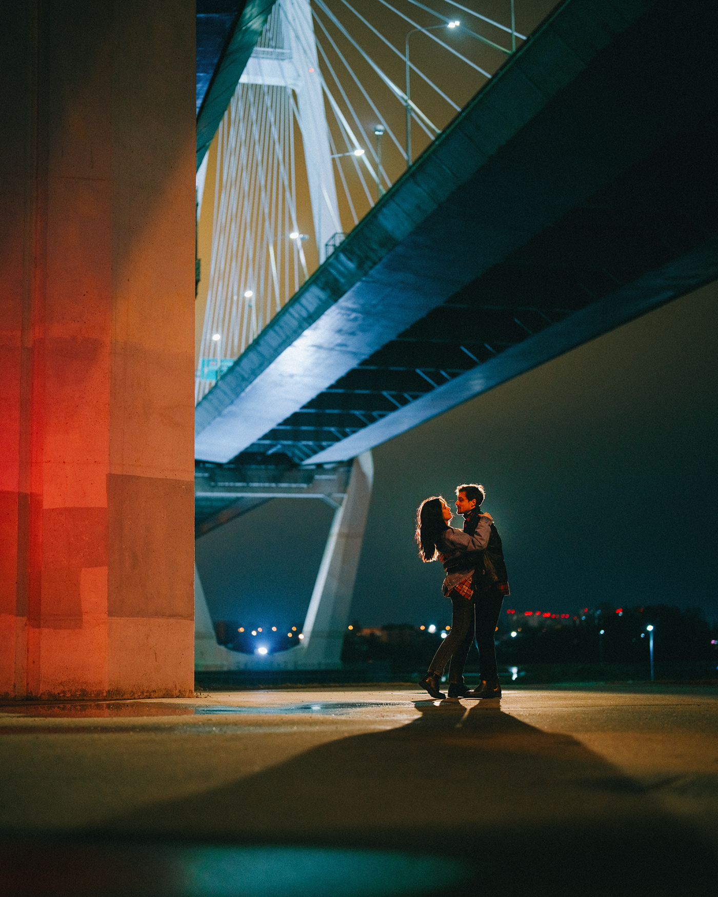 Outdoor Photography  lovestory couple photoshoot bridge night Urban portrait colorful