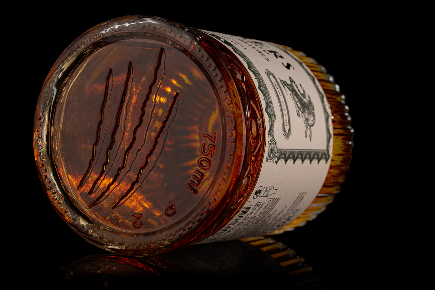 alcohol bottle Packaging premium print whiskey label