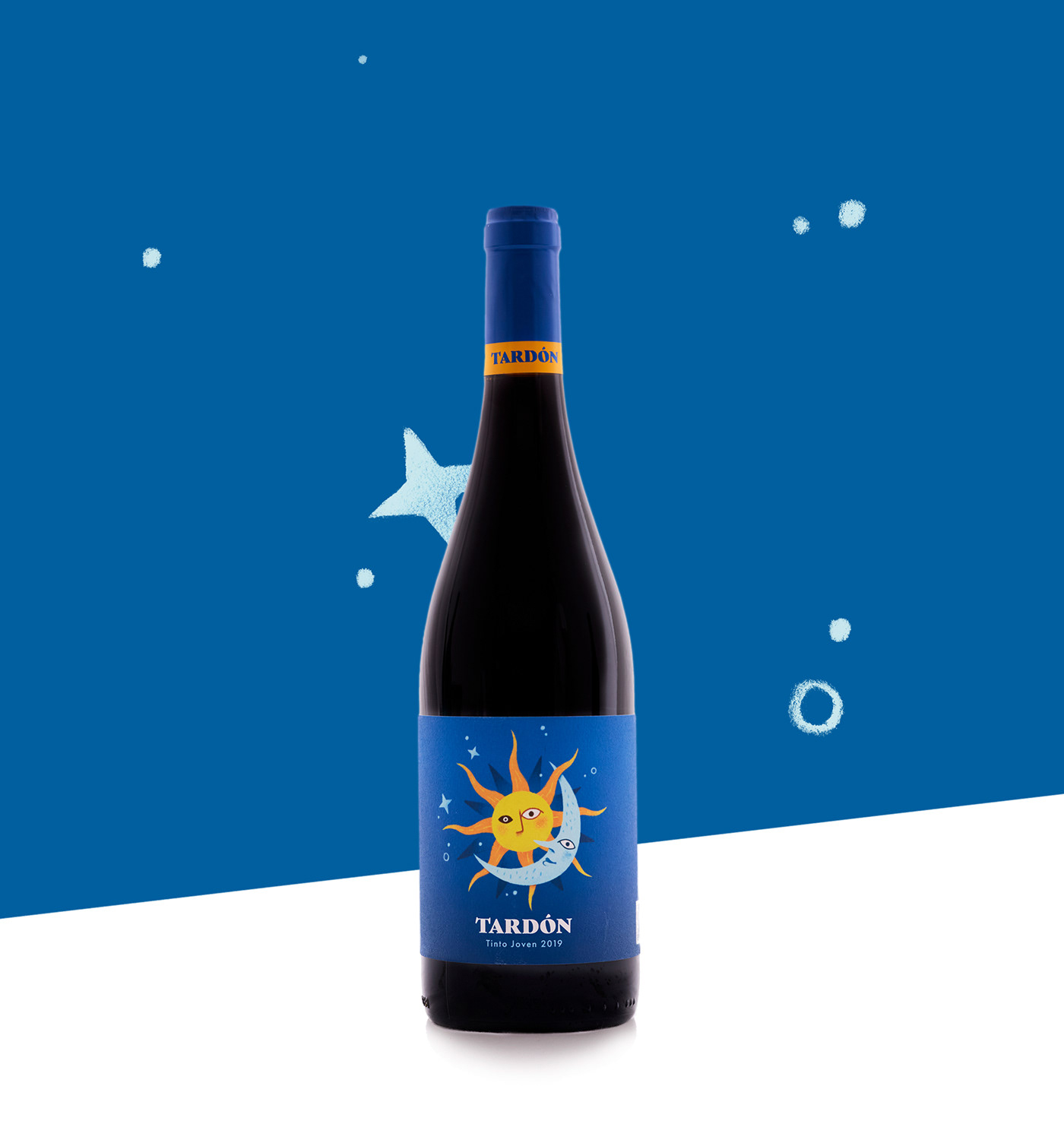 bodega botella branding  etiqueta joven Packaging tinto toro vino wine