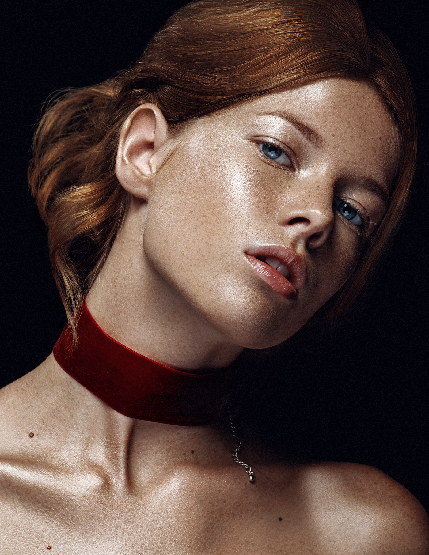 Elle elle bulgaria geometry autumn girl model photographer retoucher retouch post-production