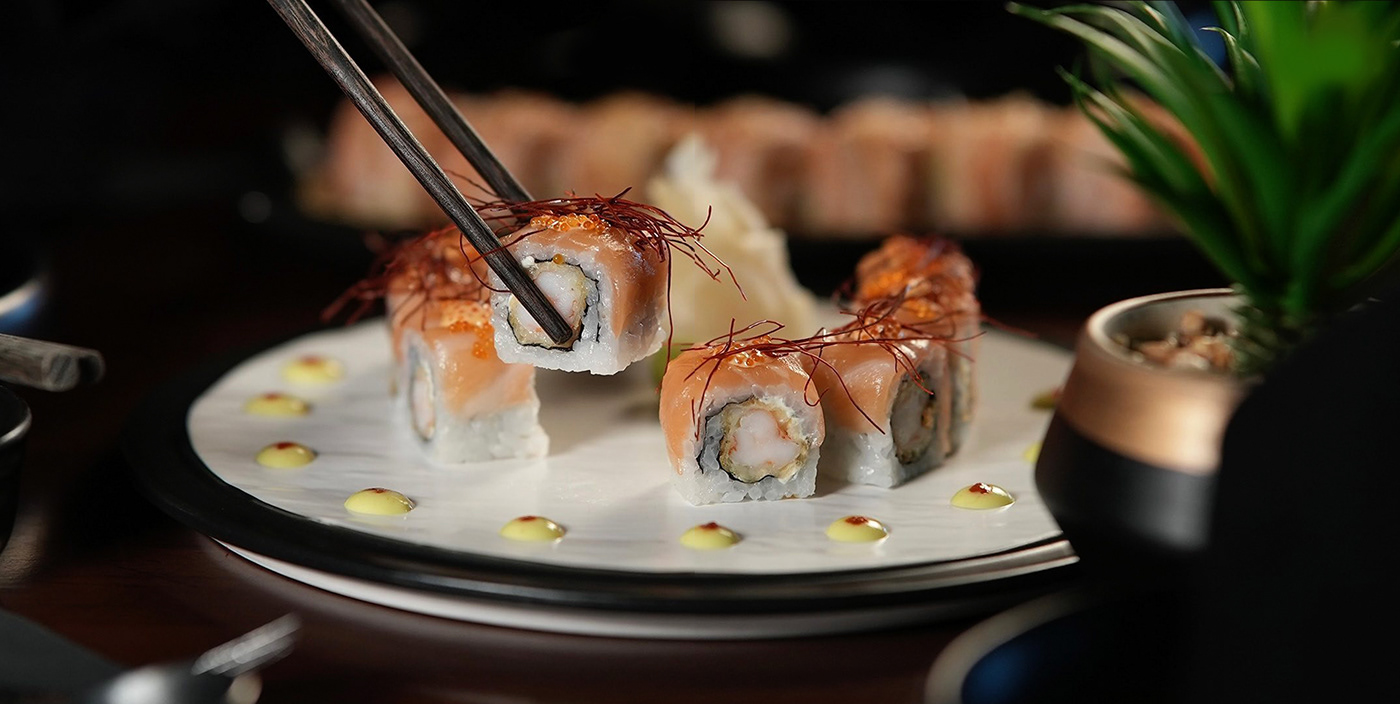 branding  Food  japanese logo restaurant Sushi شعار مطعم asian