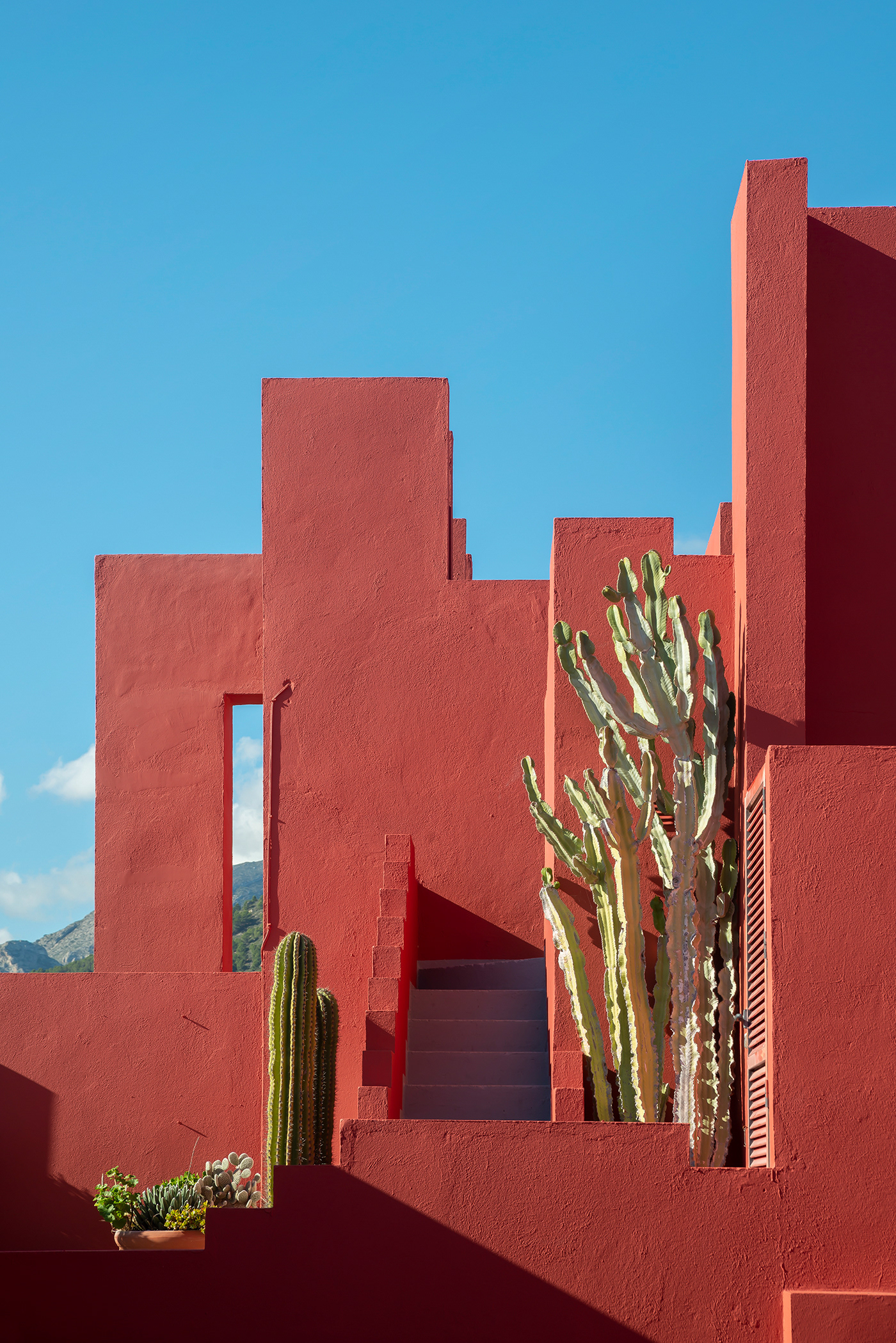 alicante architecture bofill mediterranean Muralla Roja red sea spain