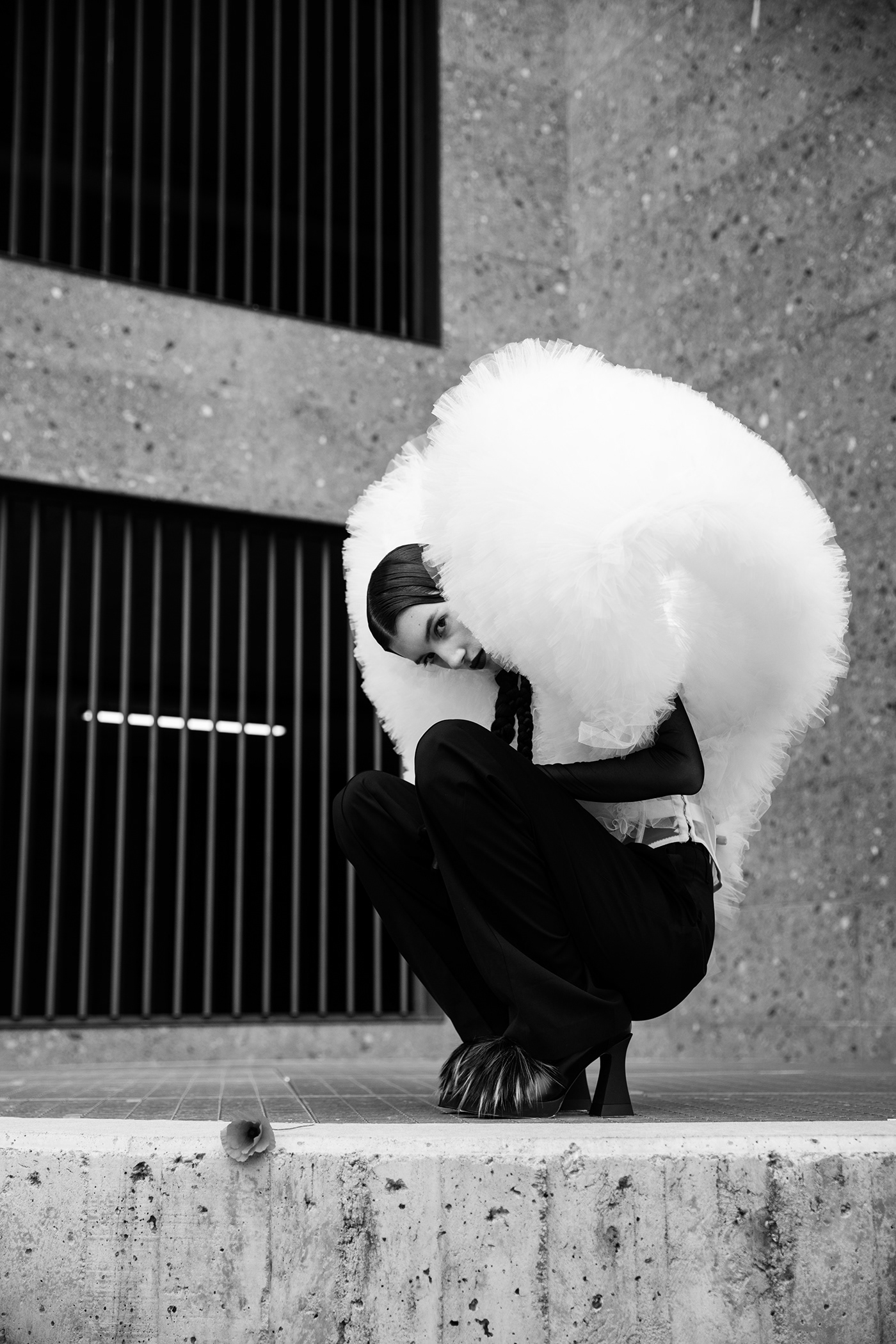 surreal Fashion  Street black and white storytelling   artwork obscur reality