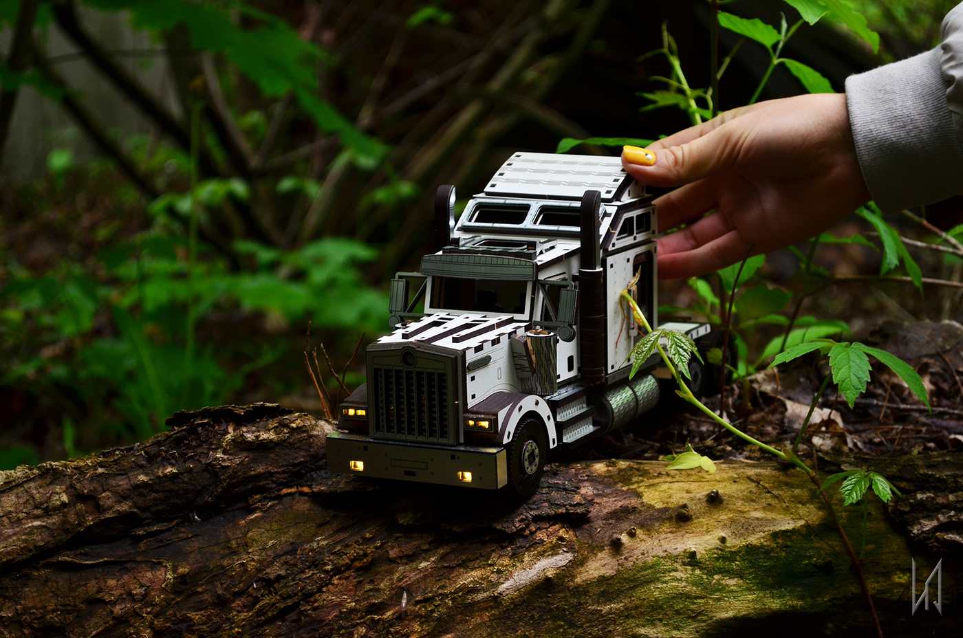 3D Puzzle construction laser cut model kit car Truck Vehicle wood wooden