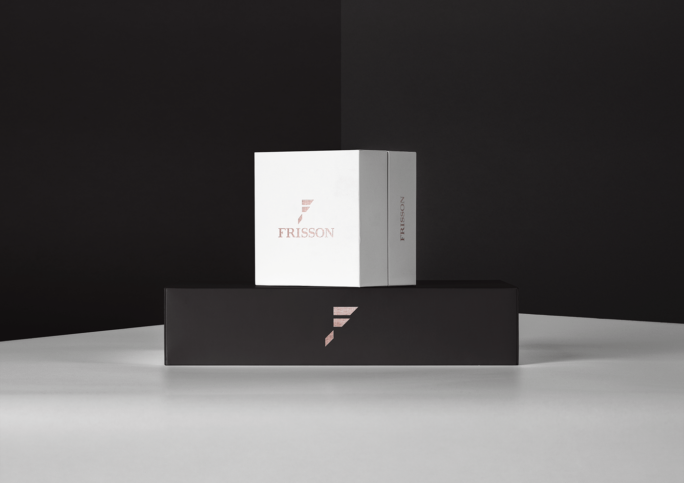 identity logo minimal concept Frisson package dima rykov Identity Design gift