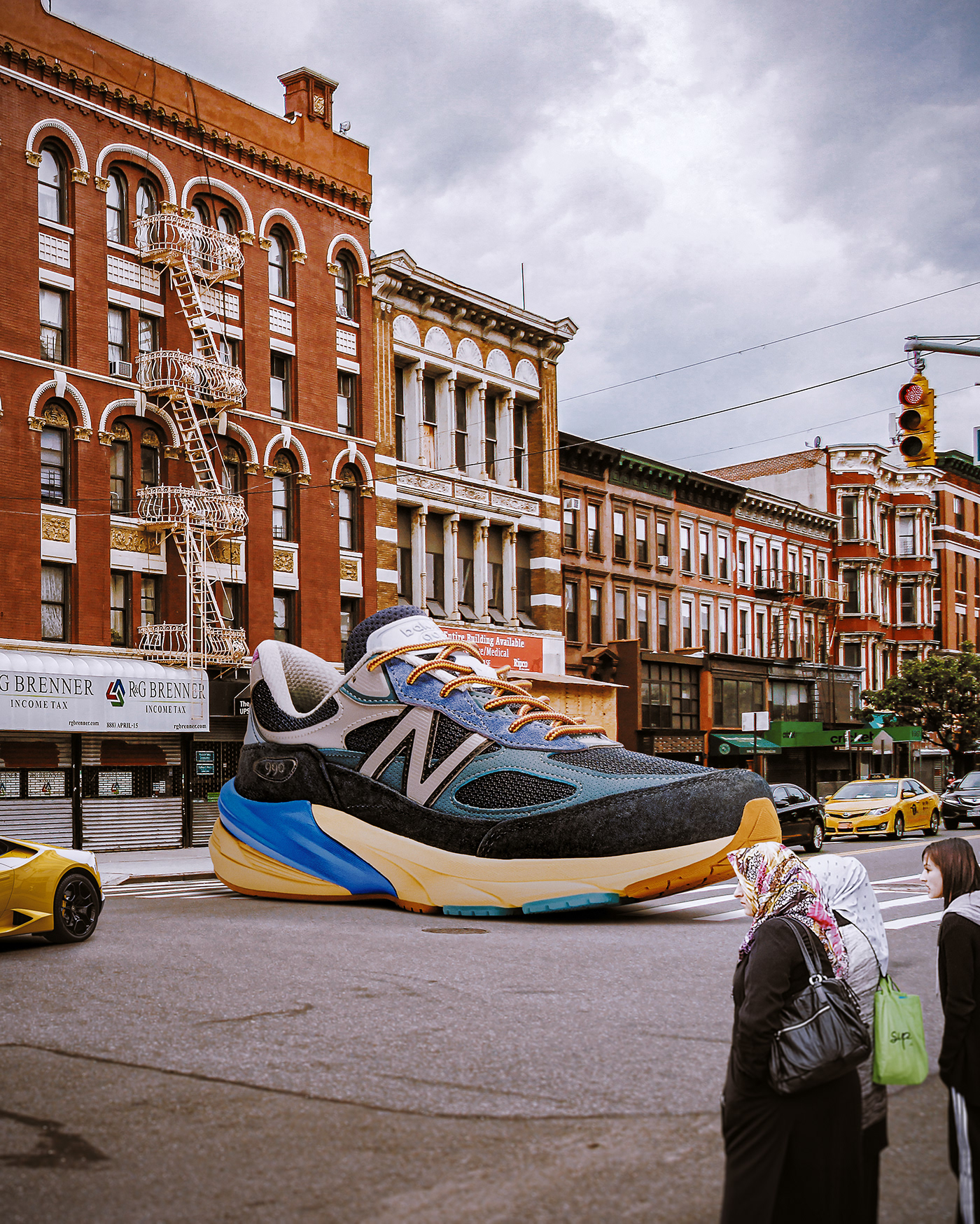 
Giant sneaker photo composite on the street . Retouching using Photoshop