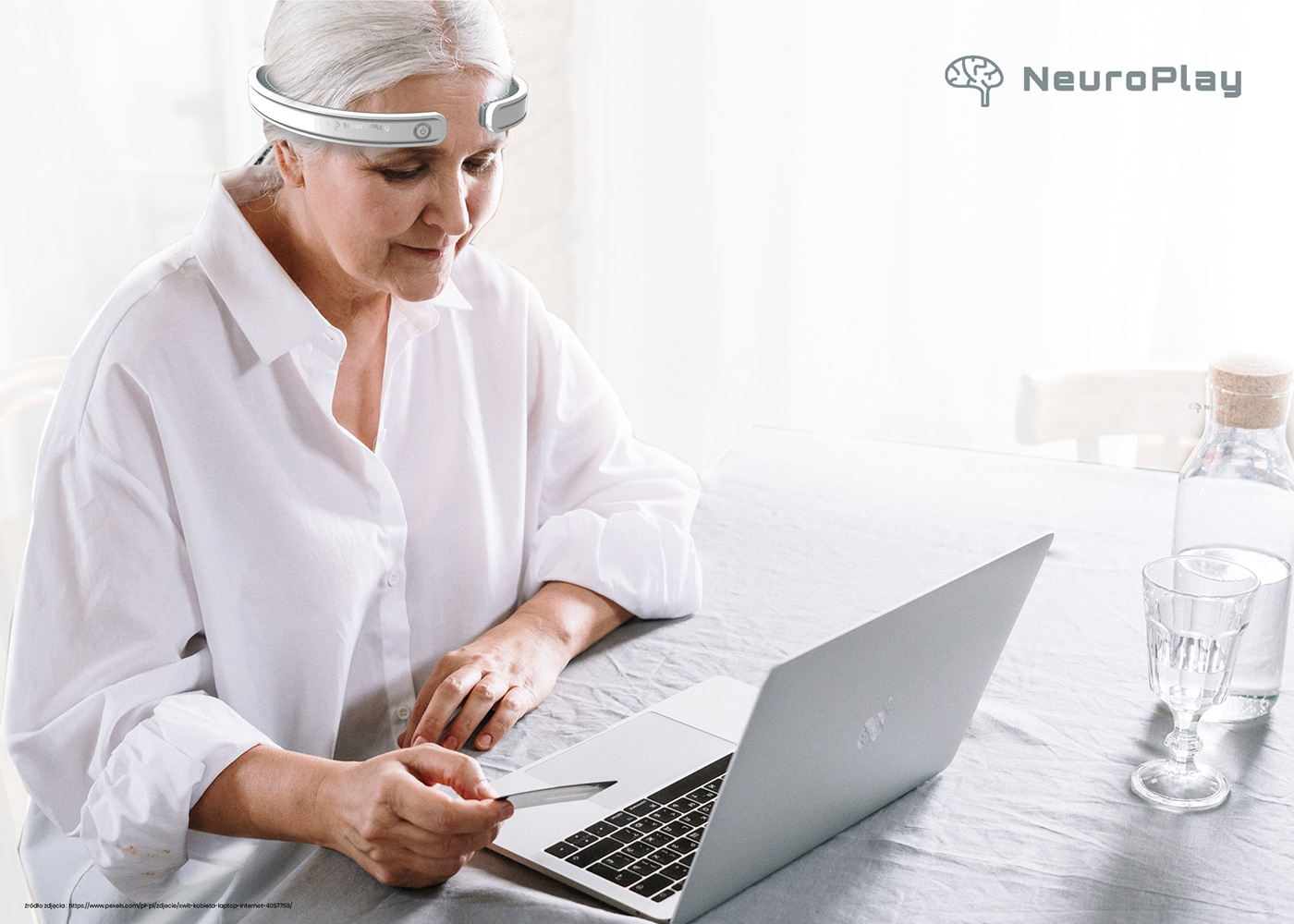3D band brain Elderly Health industrial design  Neuroscience product senior Ergonomics