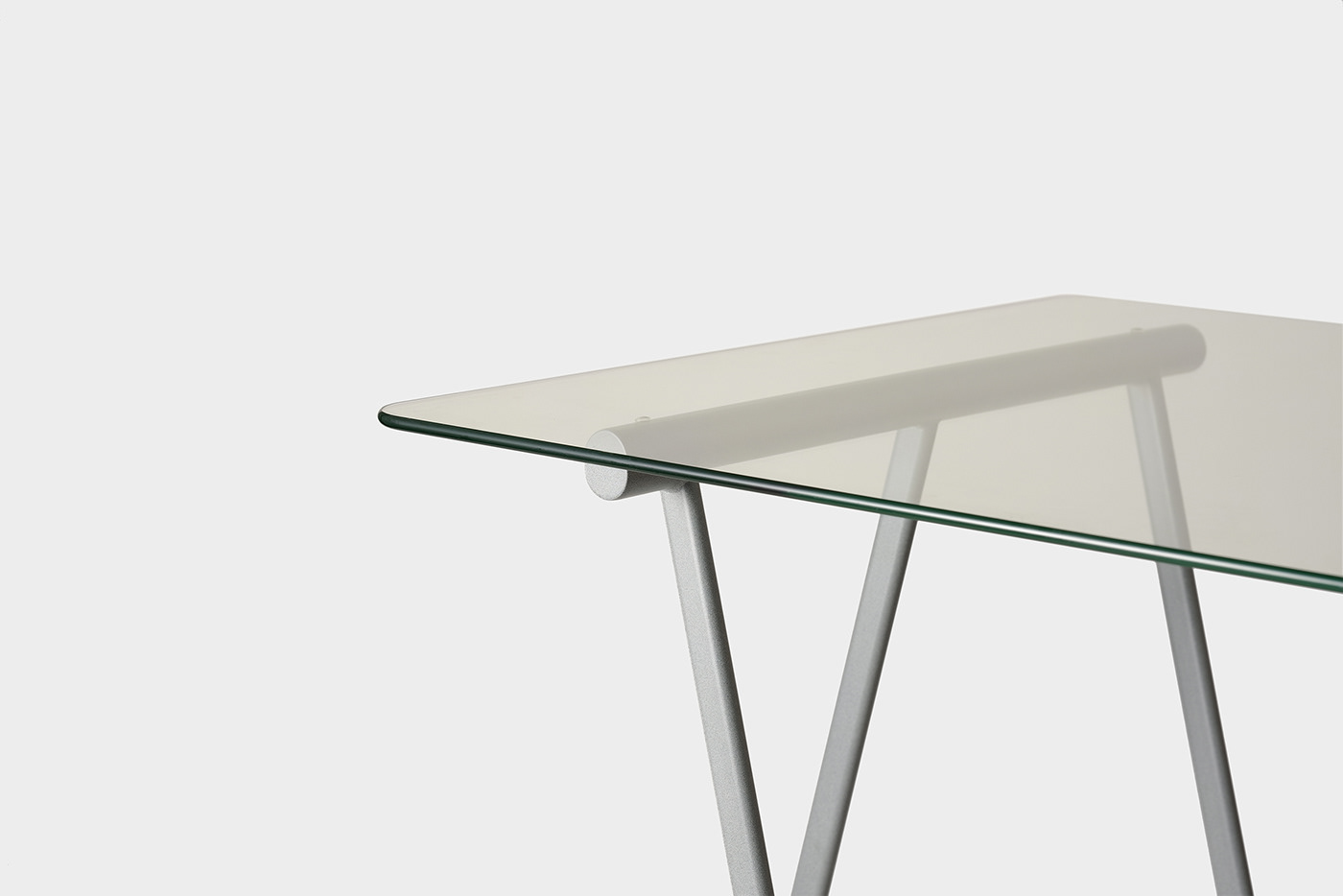 furniture product design  industrial design  table steel hanger table legs