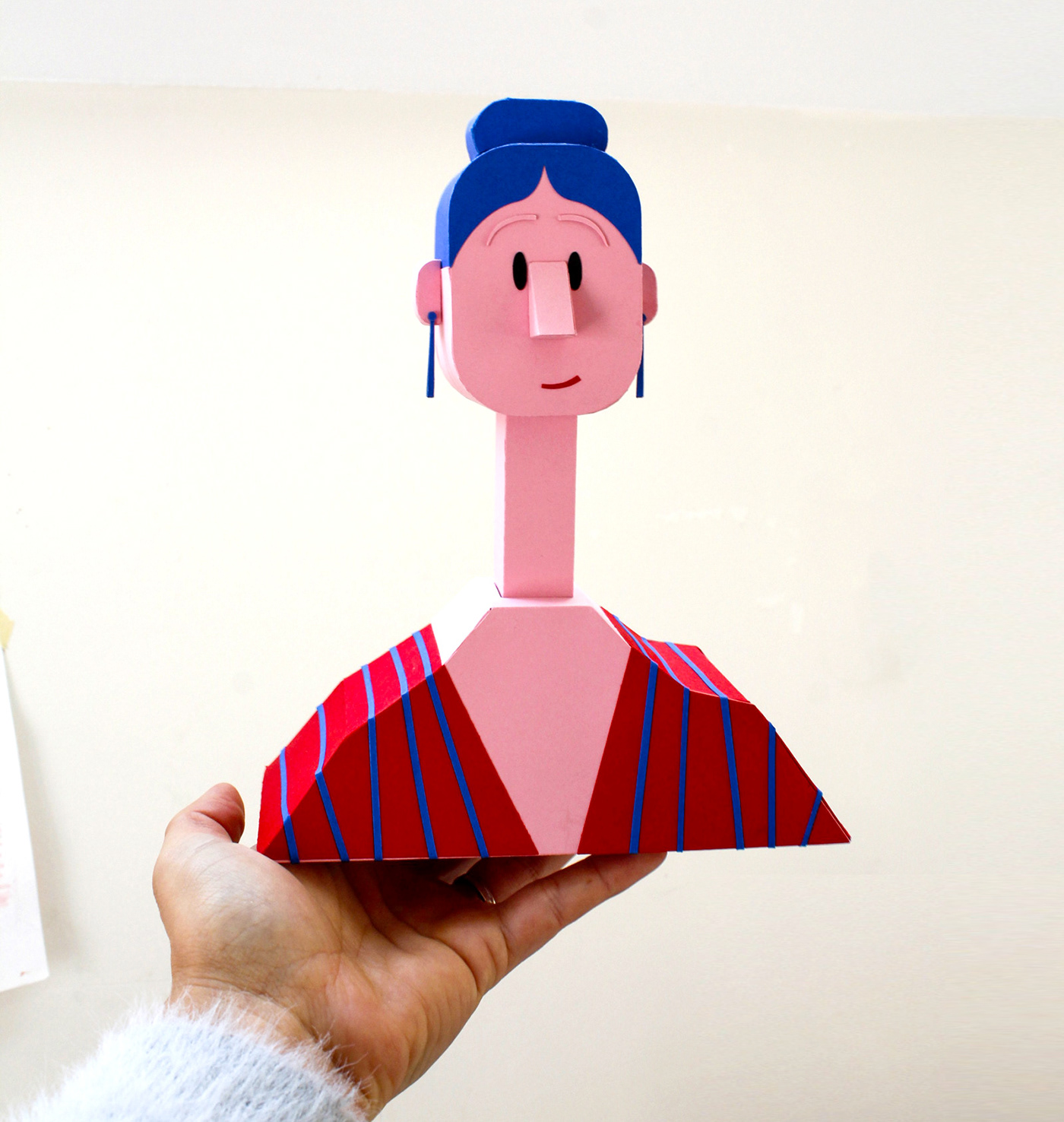 artpaper caracterdesign minimaldesign modeling paper paper art paper work simpleshape woman sculpture works paper