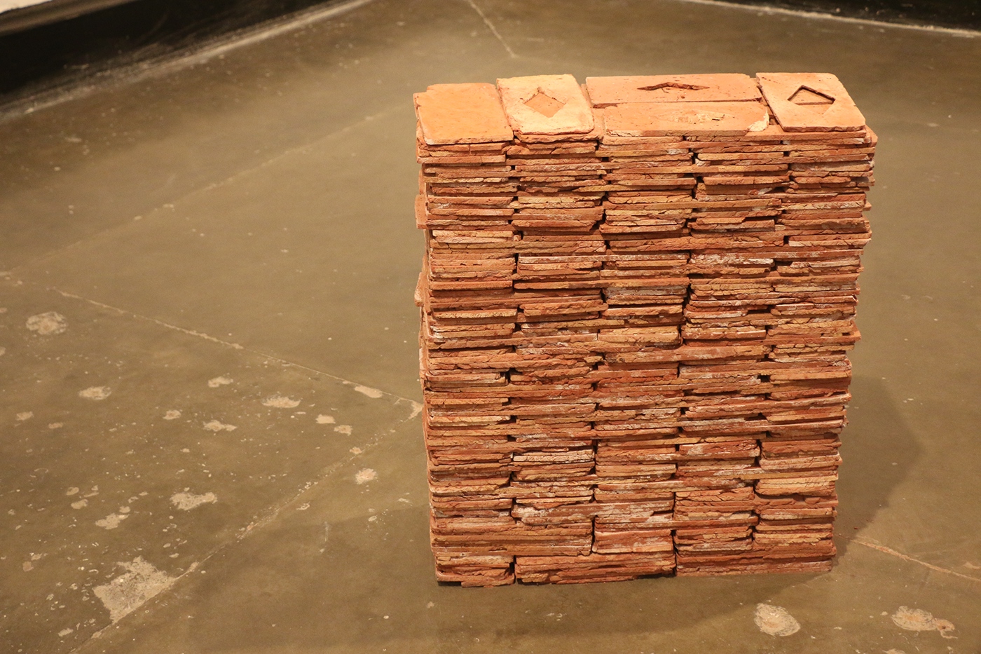 terracotta bricks Fine Arts  culture slices Dysfuntional irregularities fragility Minimalism geometric