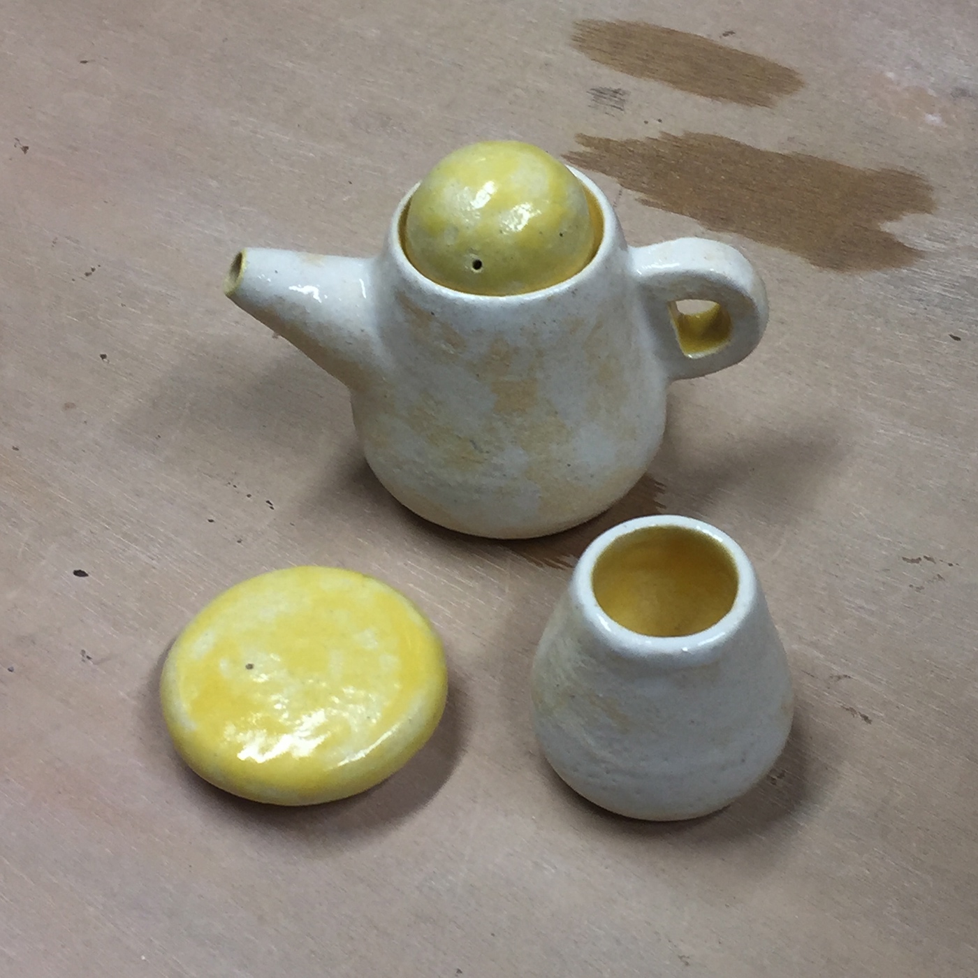 egg teapot TEA SET ceramics  throwing clay mountain Uova yellow tea