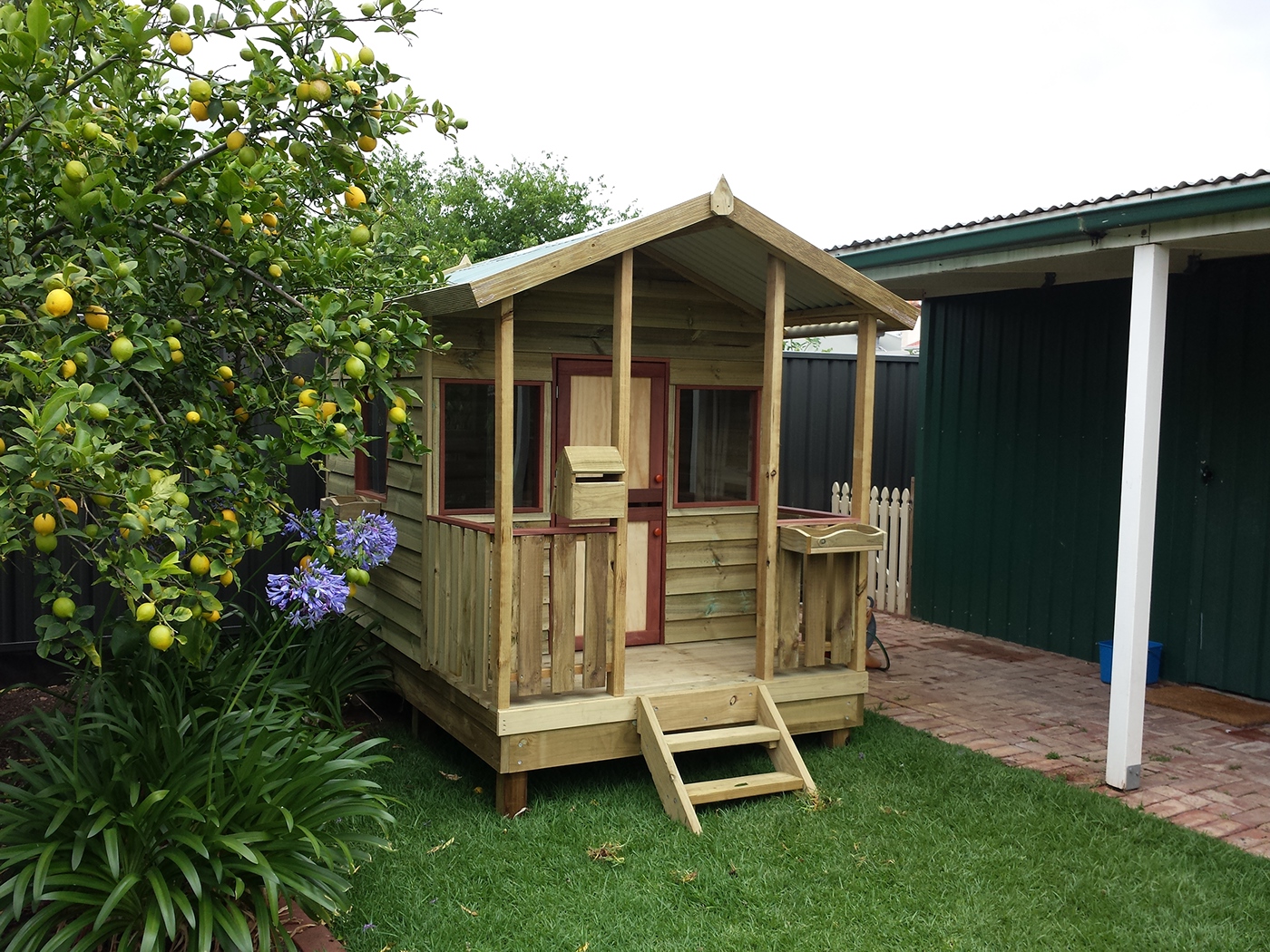 kids Cubby houses