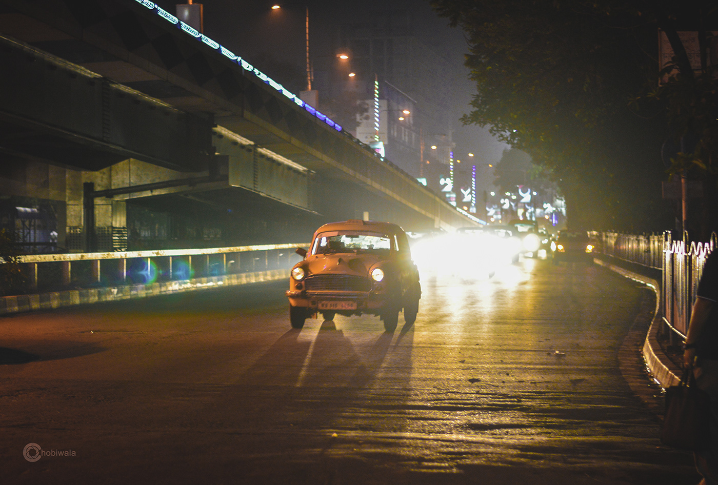 calcutta cityofjoy Kolkata lighttrails lowkey Nightlife #art #photographer #photography