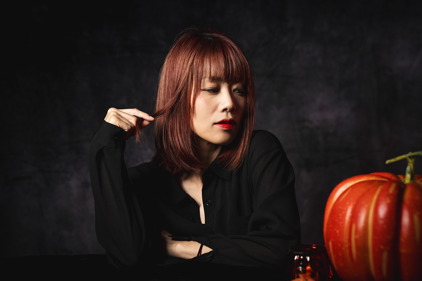 portrait Photography  photoshoot black Halloween ligthing pumpkin skull japan