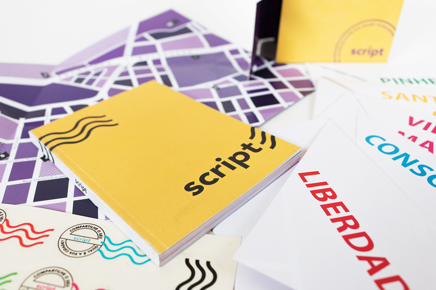editorial design art direction  maps Guide city Experience