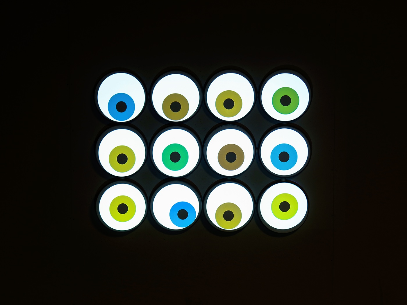 eye eyeballs Platform installation projection video interaction design motion movement watch simple look interactive coding