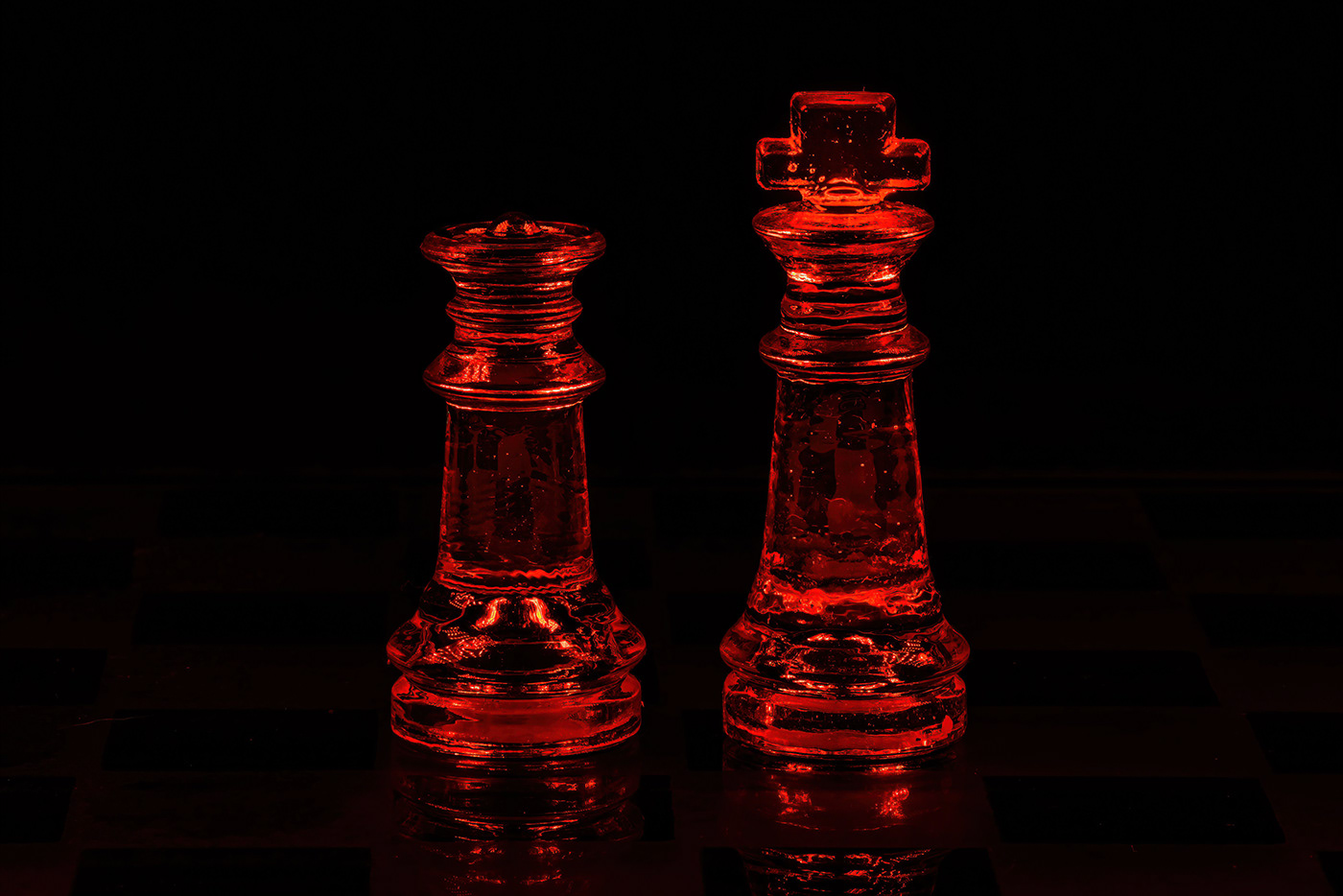 chess Gambit game glass light pieces