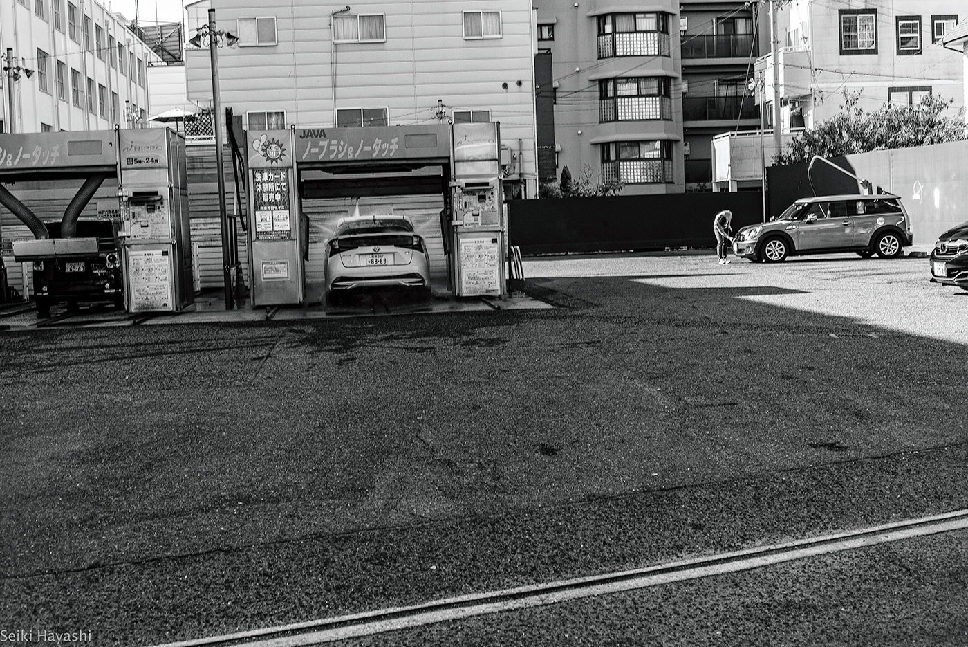 black and white city japan monochrome osaka Street streetphotography suburbs town