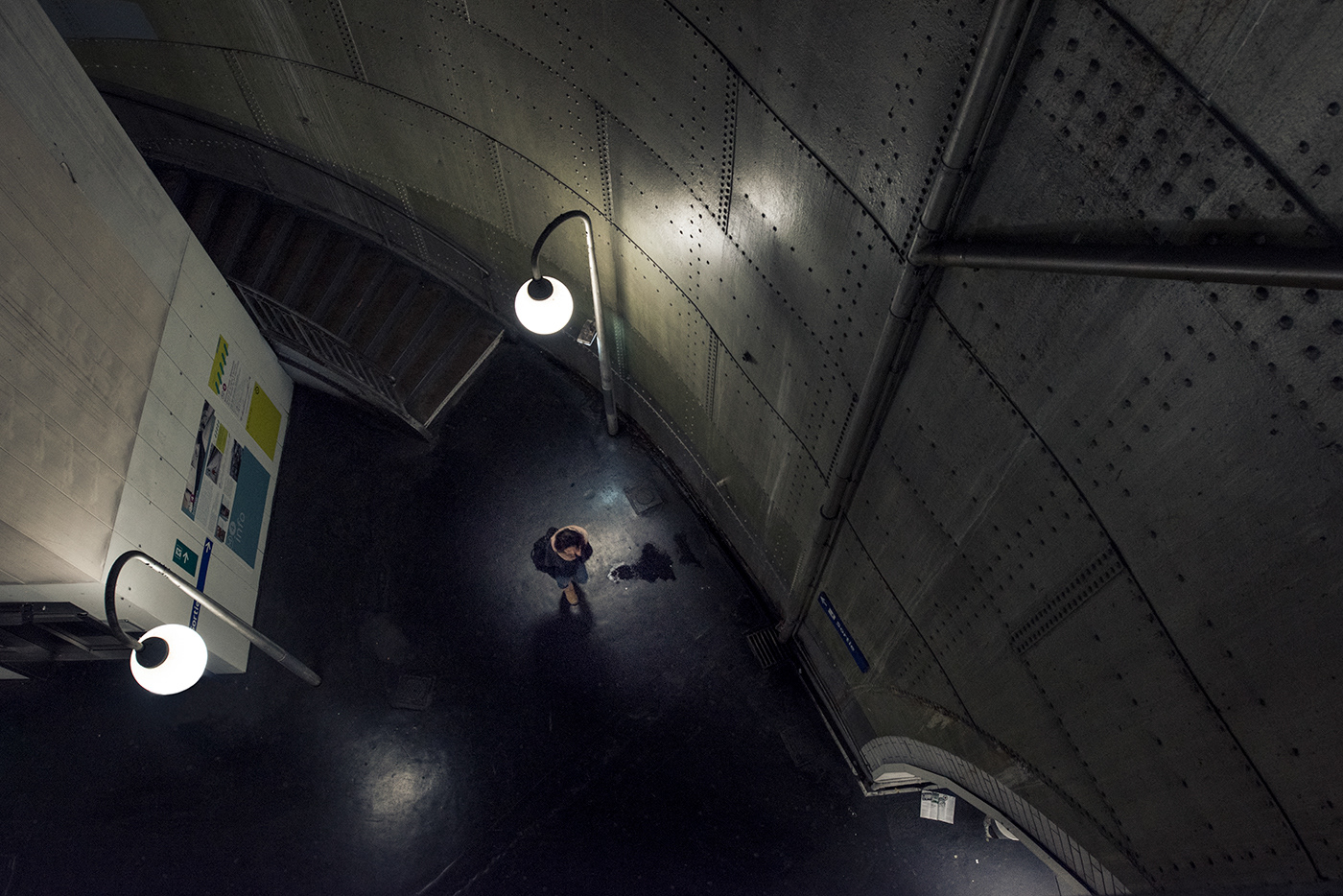 Paris Street underground subterraneo metro france Ecuador place documental Documentary 