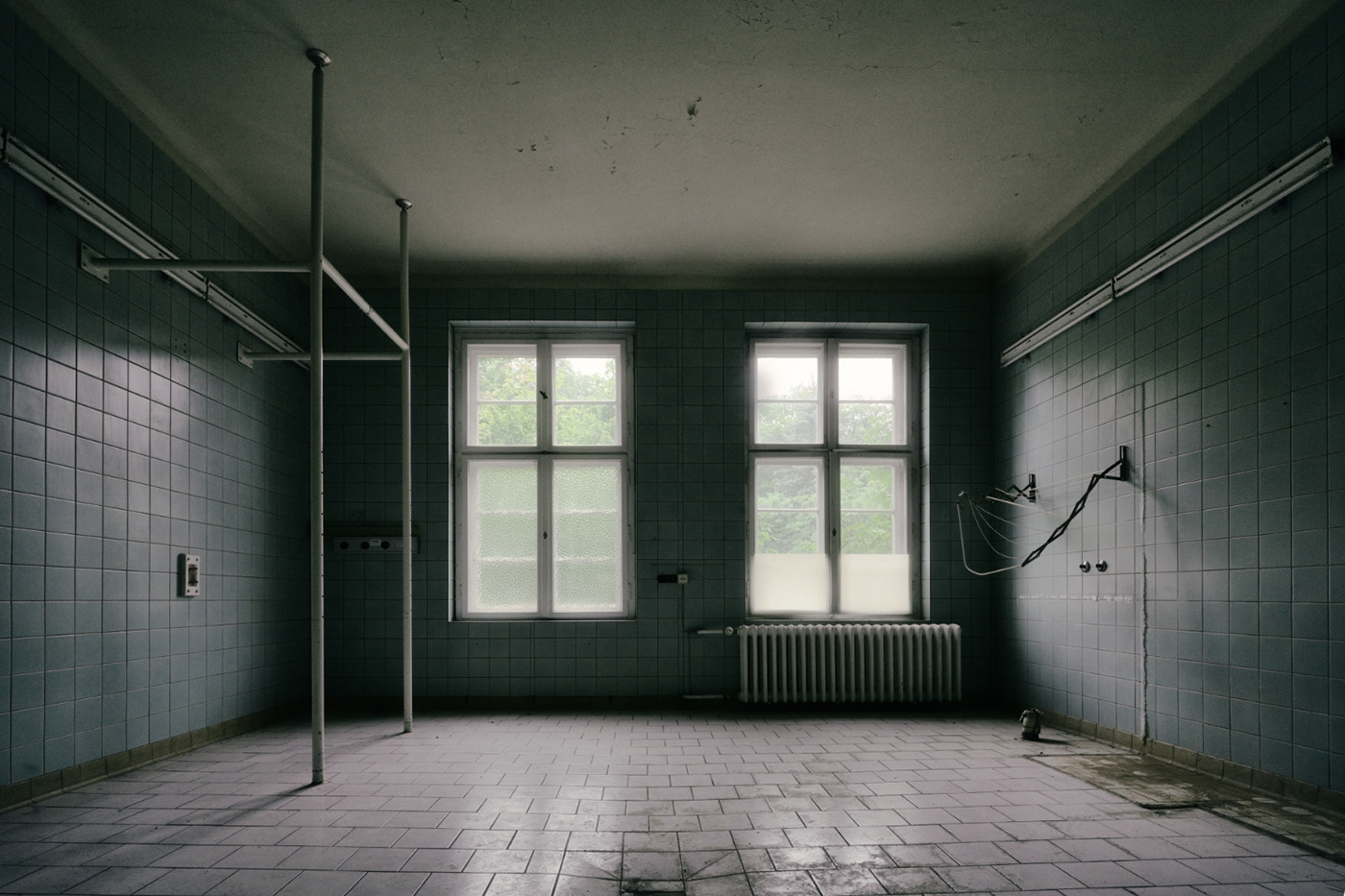 abandoned urbex sanatorium hospital decay vacancy architecture disused