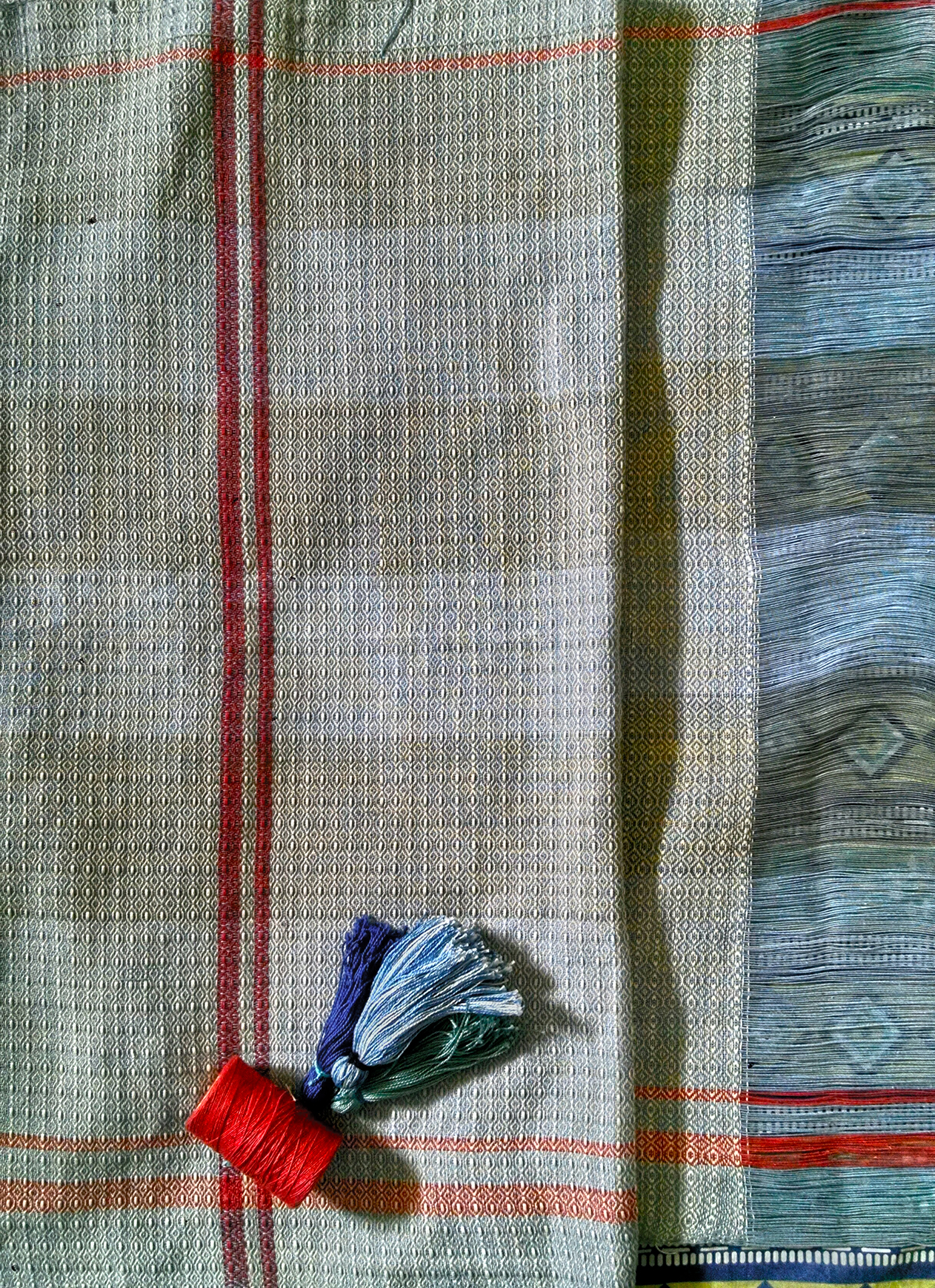 weaving weaved stole textile blues chambray handweaved loom