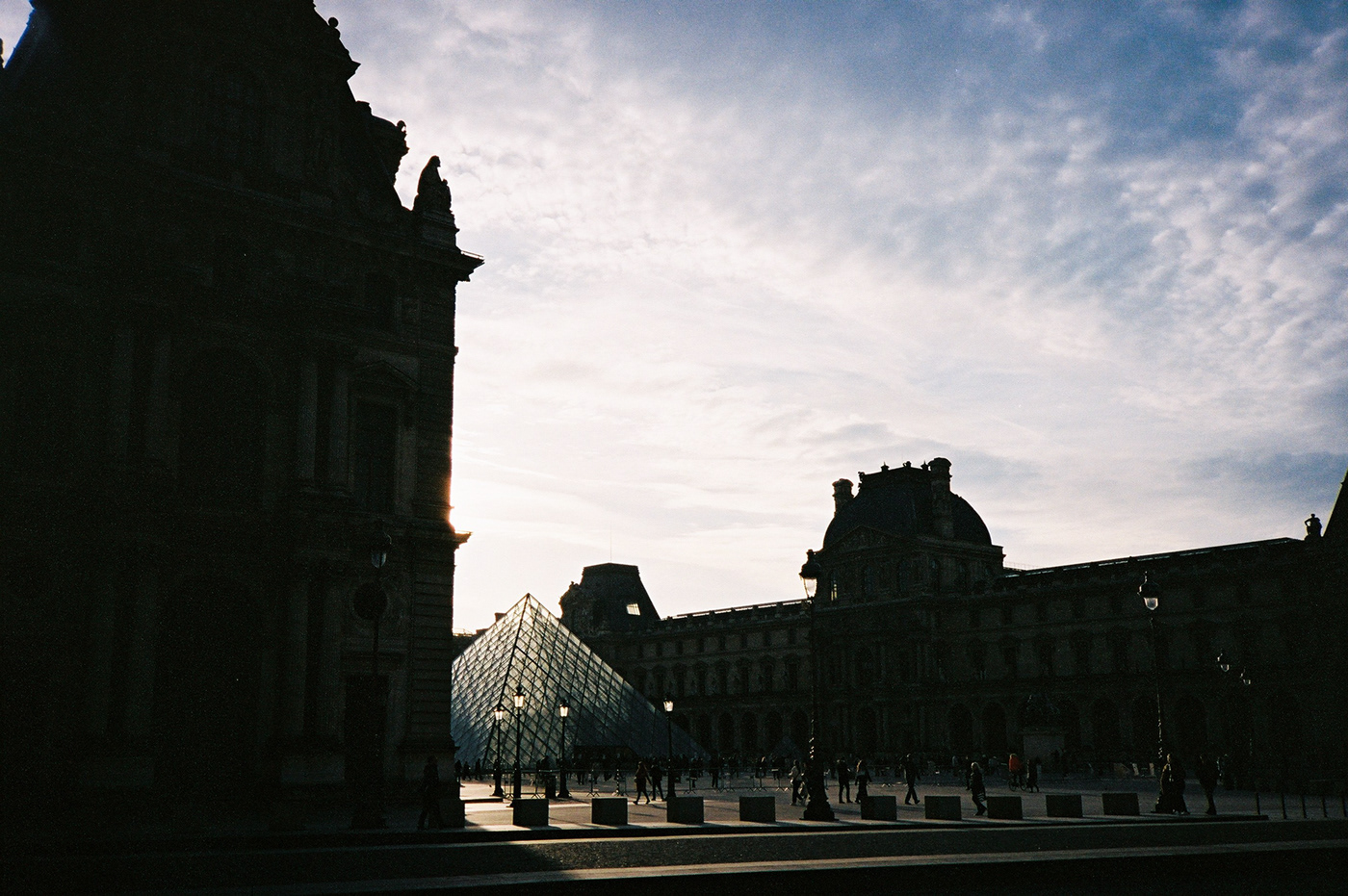 35mm architecture film photography inspiration kodak mood Paris portra 400 street photography yashica t5