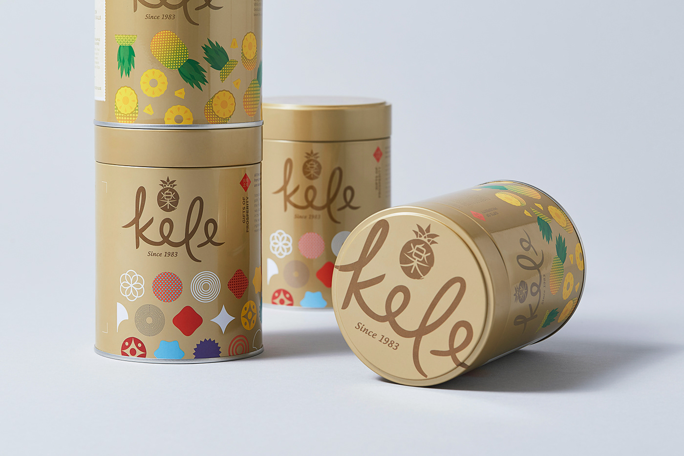 Packaging design graphic design  bureau artwork print design  art direction  Creative Direction  ILLUSTRATION 