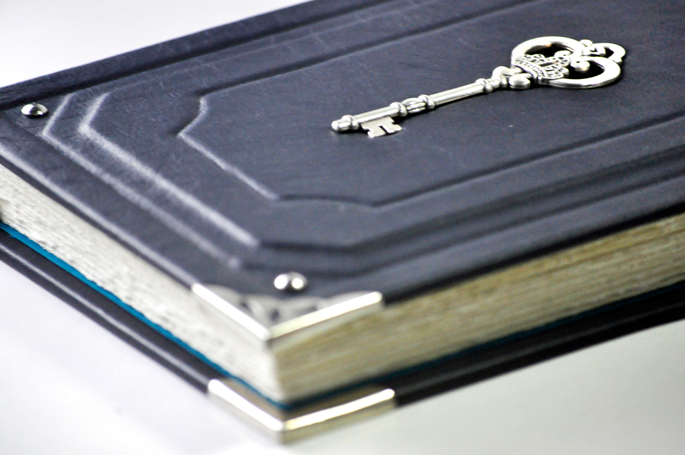 Bookbinding handmade key leather medieval
