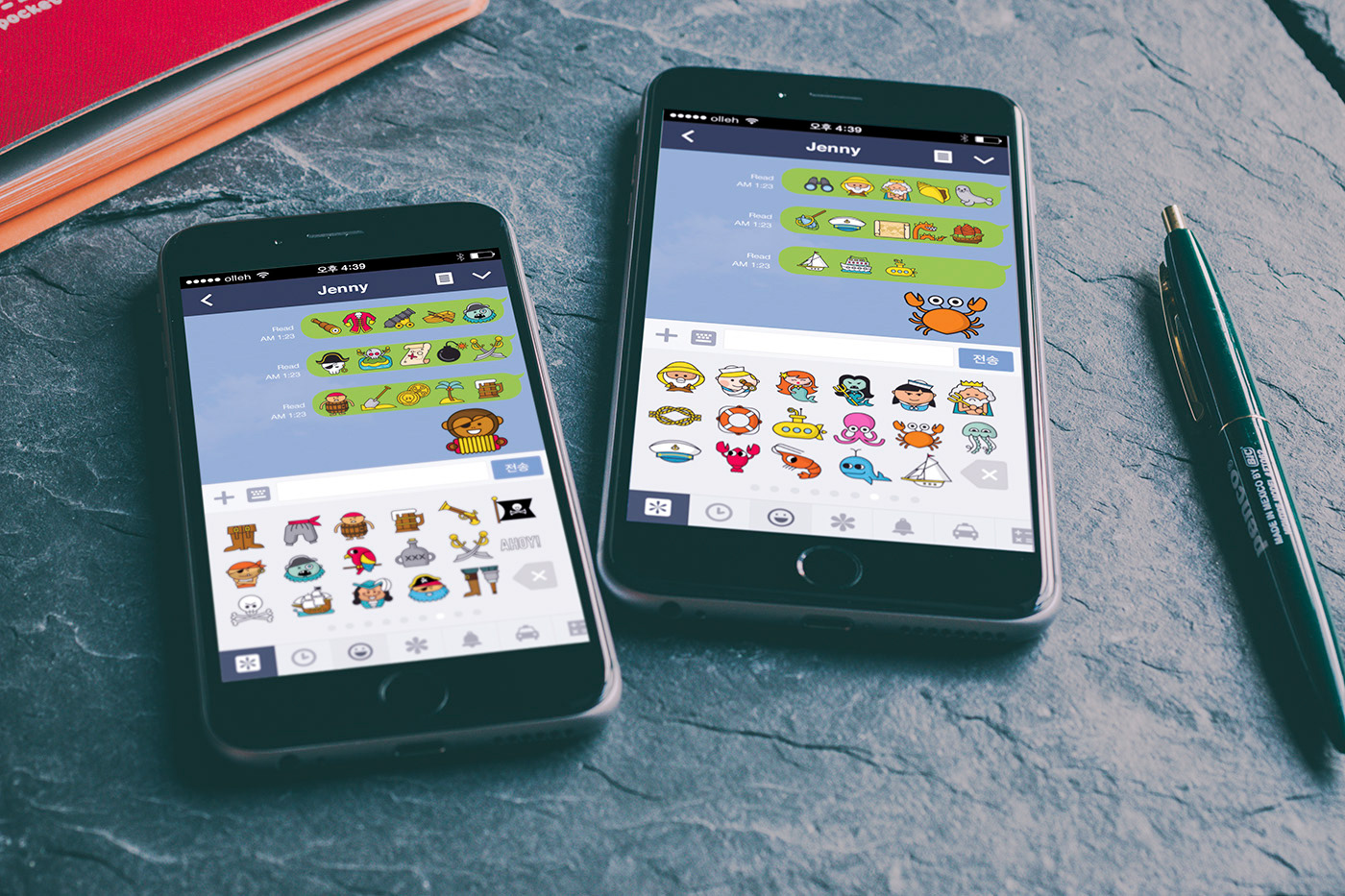 foto con movil mostrando el Pack de emojis de la compañía Line con temática Pirata y Sealife