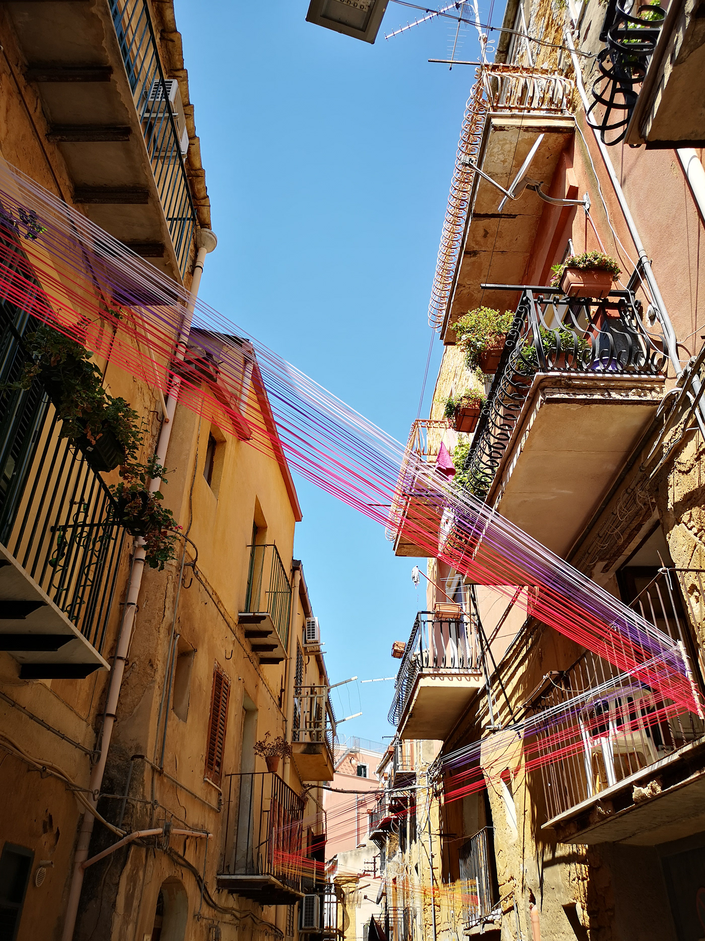 agrigento arcobaleno artist colori Festival del Paesaggio Filo installazione rainbow Street Art  Utopia Fest
