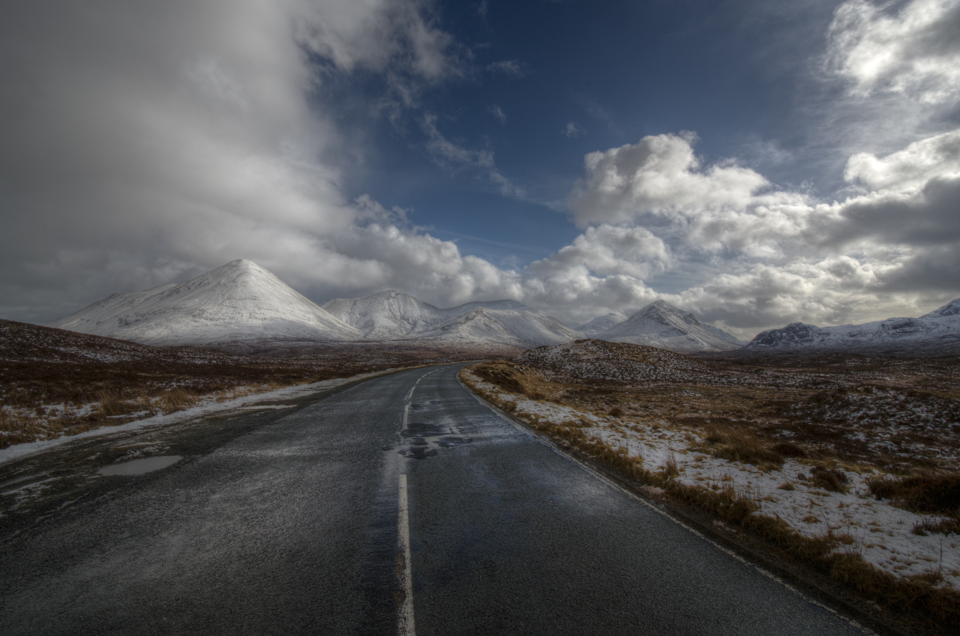Isle of skye Cuillins snow mountains road scotland hebrides Dunvegan sligachan
