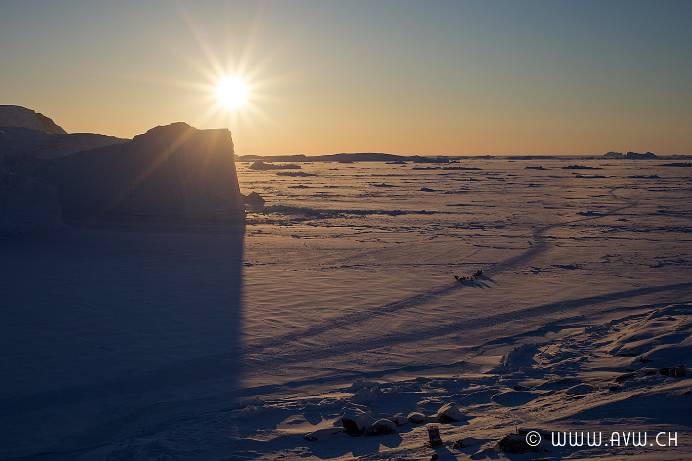 Travel Nature ice snow arktis Outdoor Abenteuer Inuit Greenland reportage