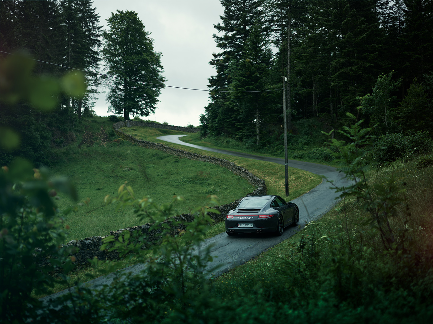 Porsche carrera 4s swiss jura mountain atmosphere weather rain car