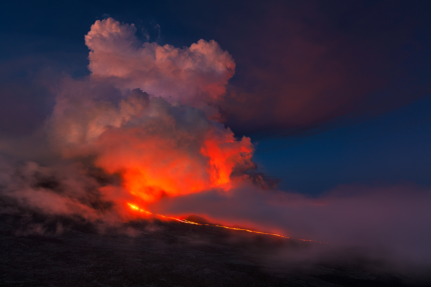 earth volcano lava adventure reunion eruption magma