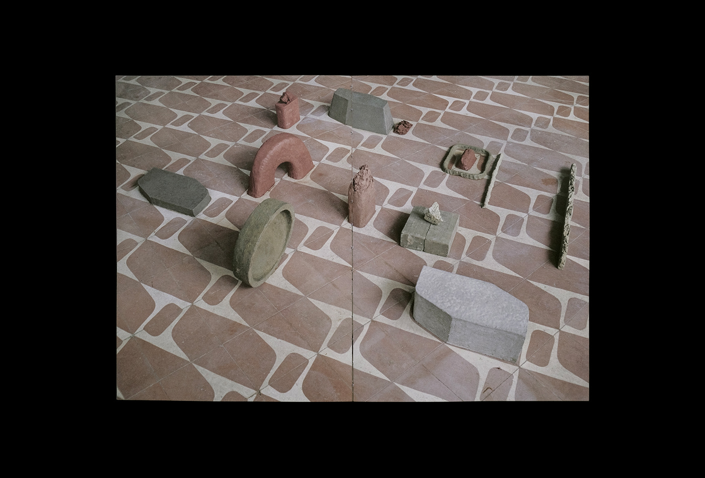 book ceramics  construction sculpture арт