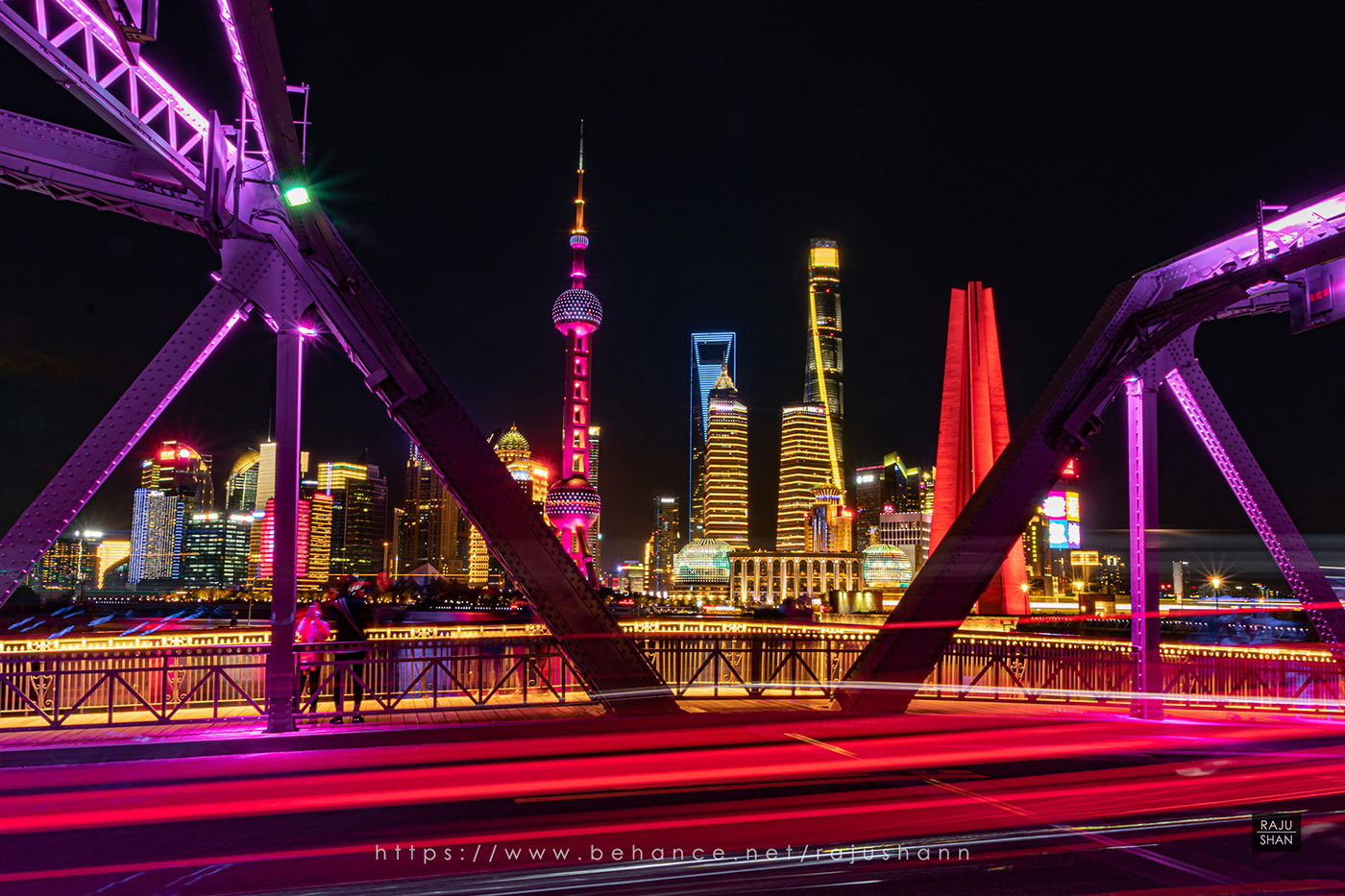 AdobeLightroom architecture canon 800D china city night photography people shanghai Shanghai Streets street photography