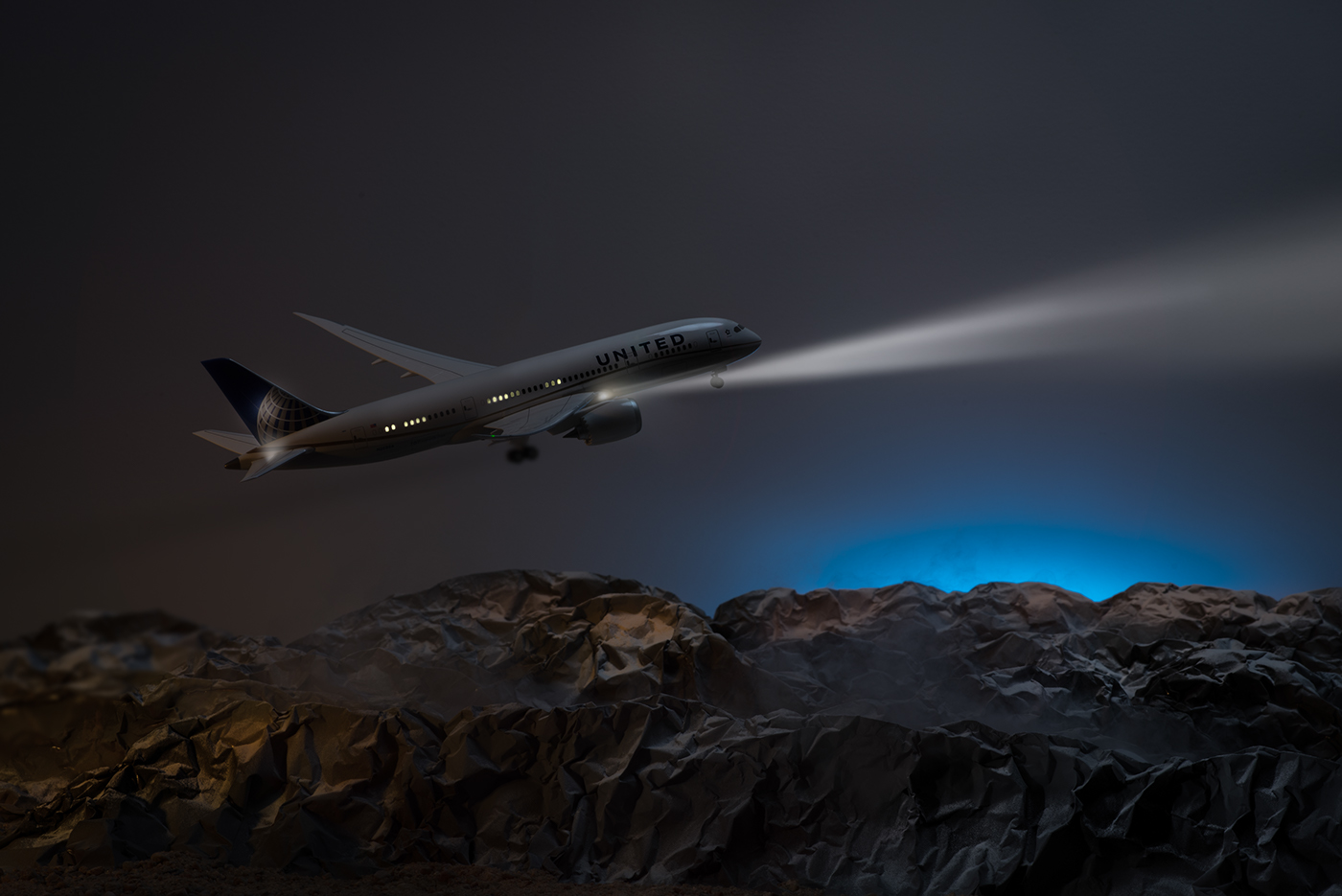 Diorama United Airlines airline mountains plane over mountain terrain Night Flight