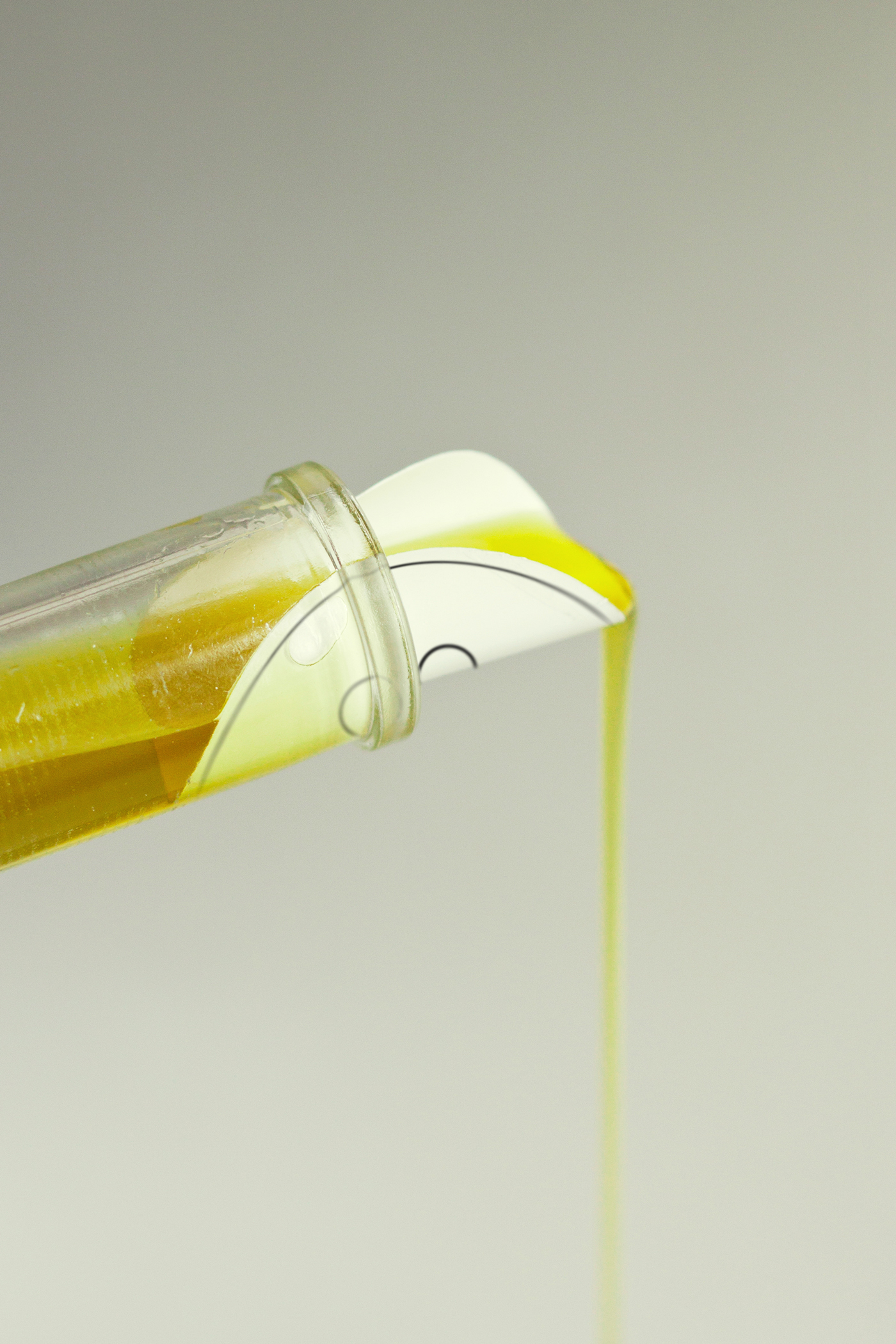 foodpackaging   Olive Oil bottle olio interactive packaging label design Label drop stop