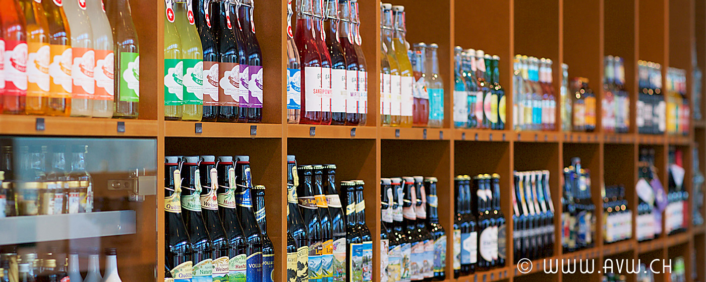 photo werbung marketing   indoor location Flaschen Food  drinks digital bottles