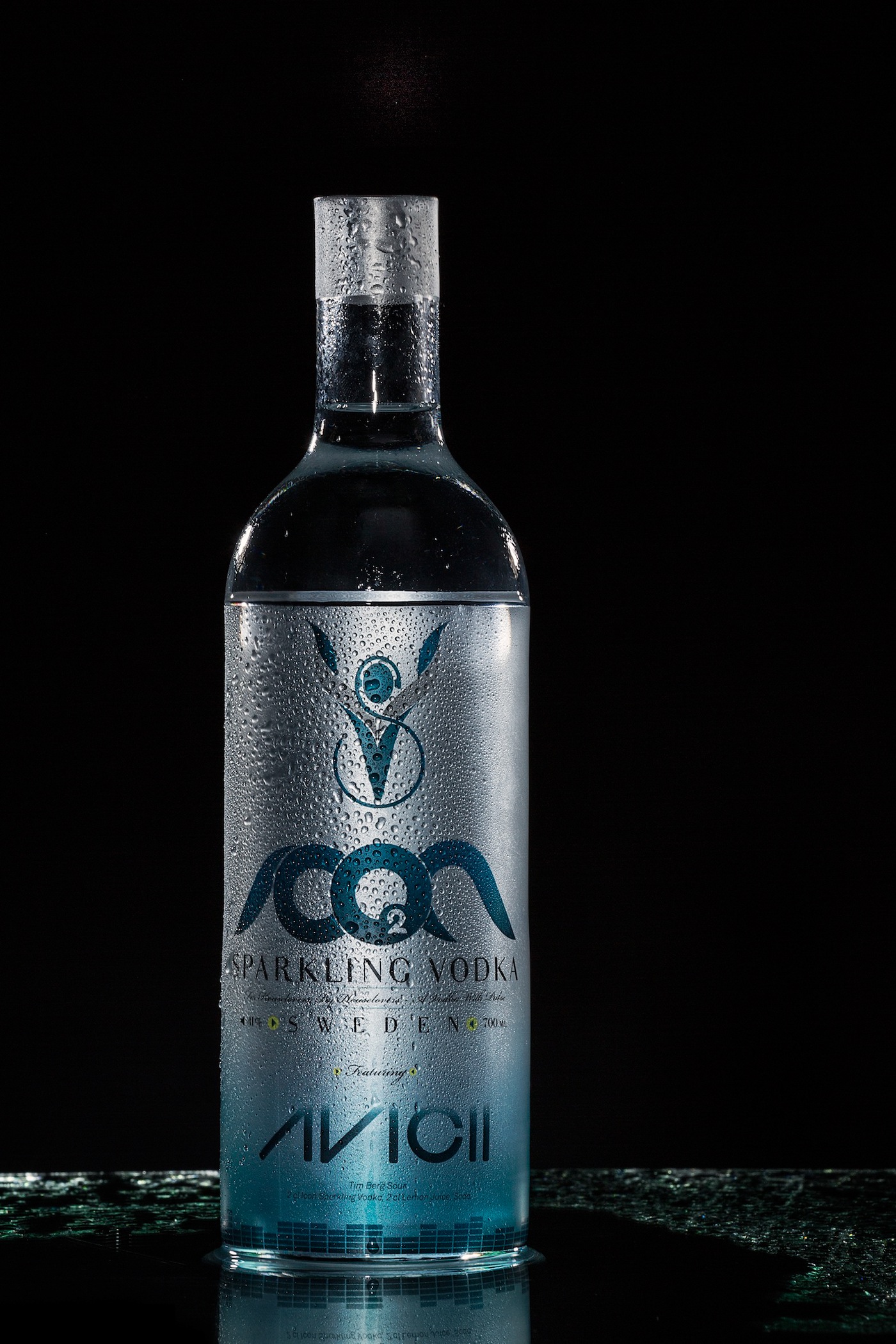 house  Music dj avicii Swedish House Mafia liquor sparkling Vodka sparkling vodka Icon Sweden Stockholm