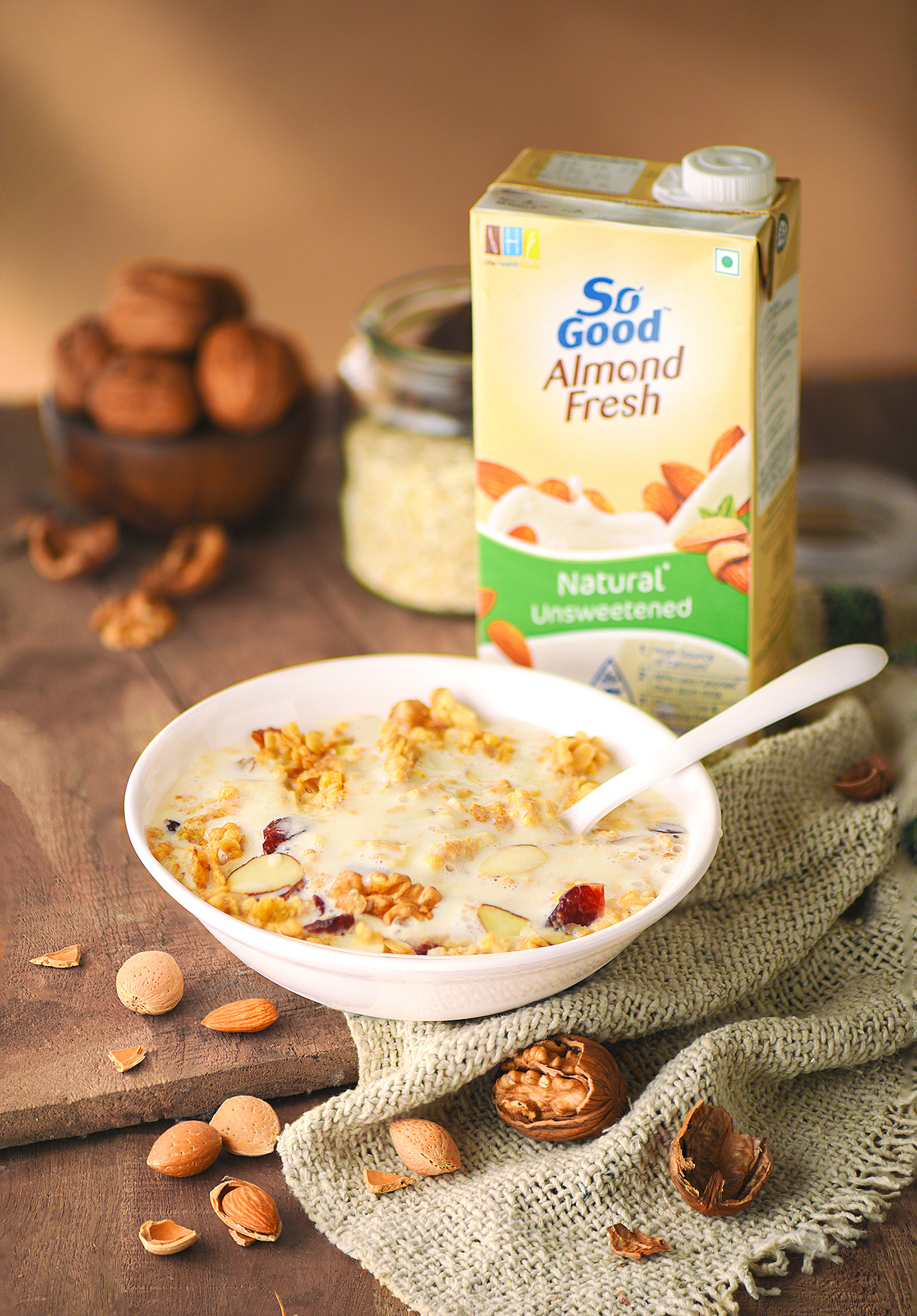 sogood almondmilk almond vegan product productphotography Food  foodstyling milk spalsh