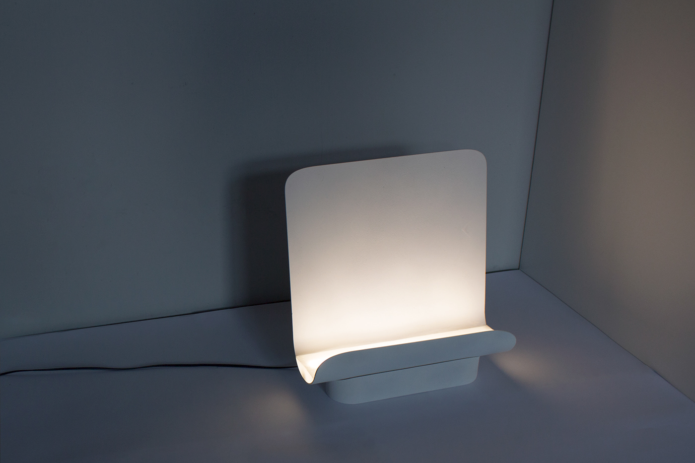 Lamp lighting minimal product