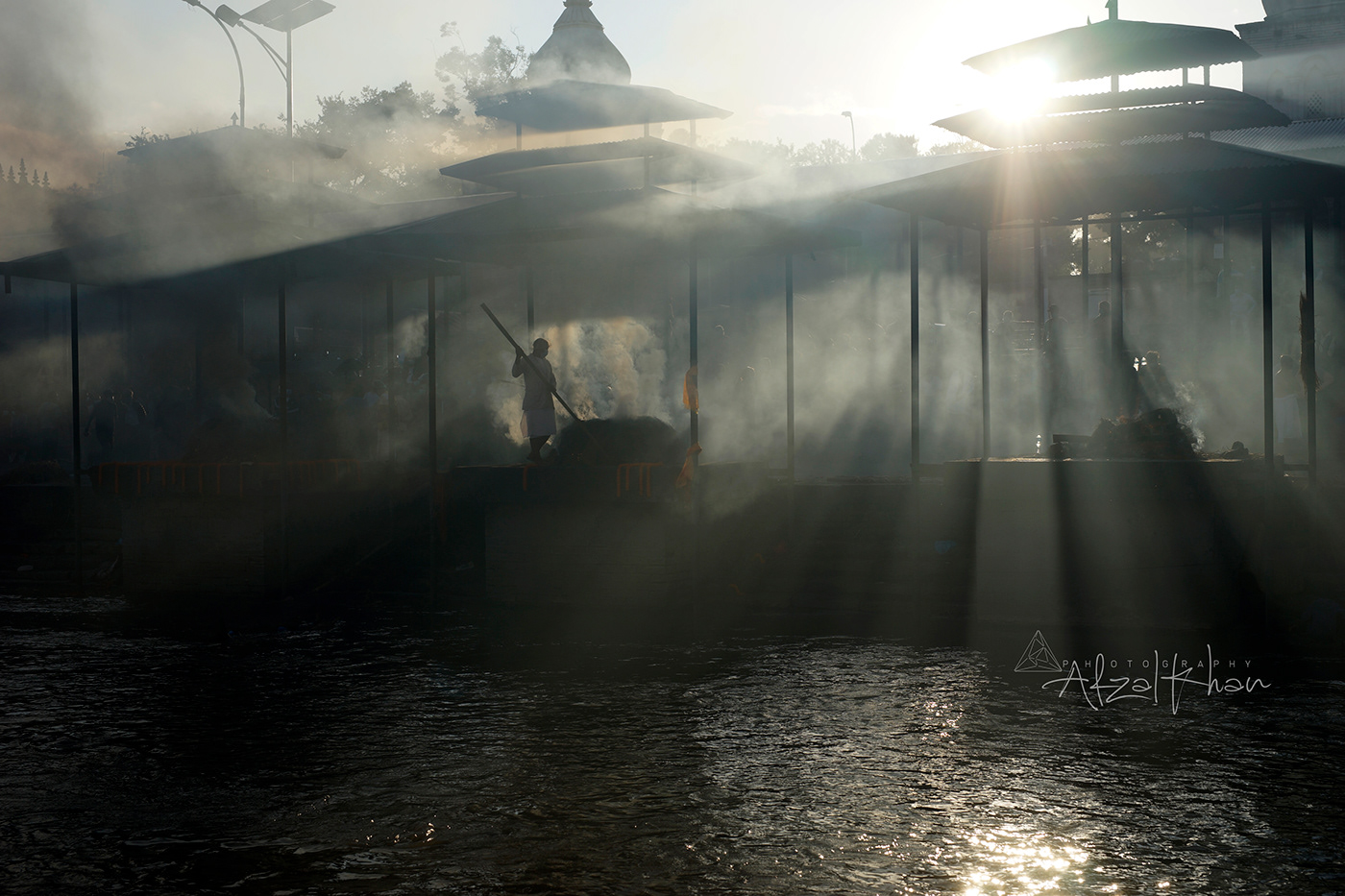 artistic Cremation death Hindu kathmandu Light rays nepal Pashupatinath smoke water